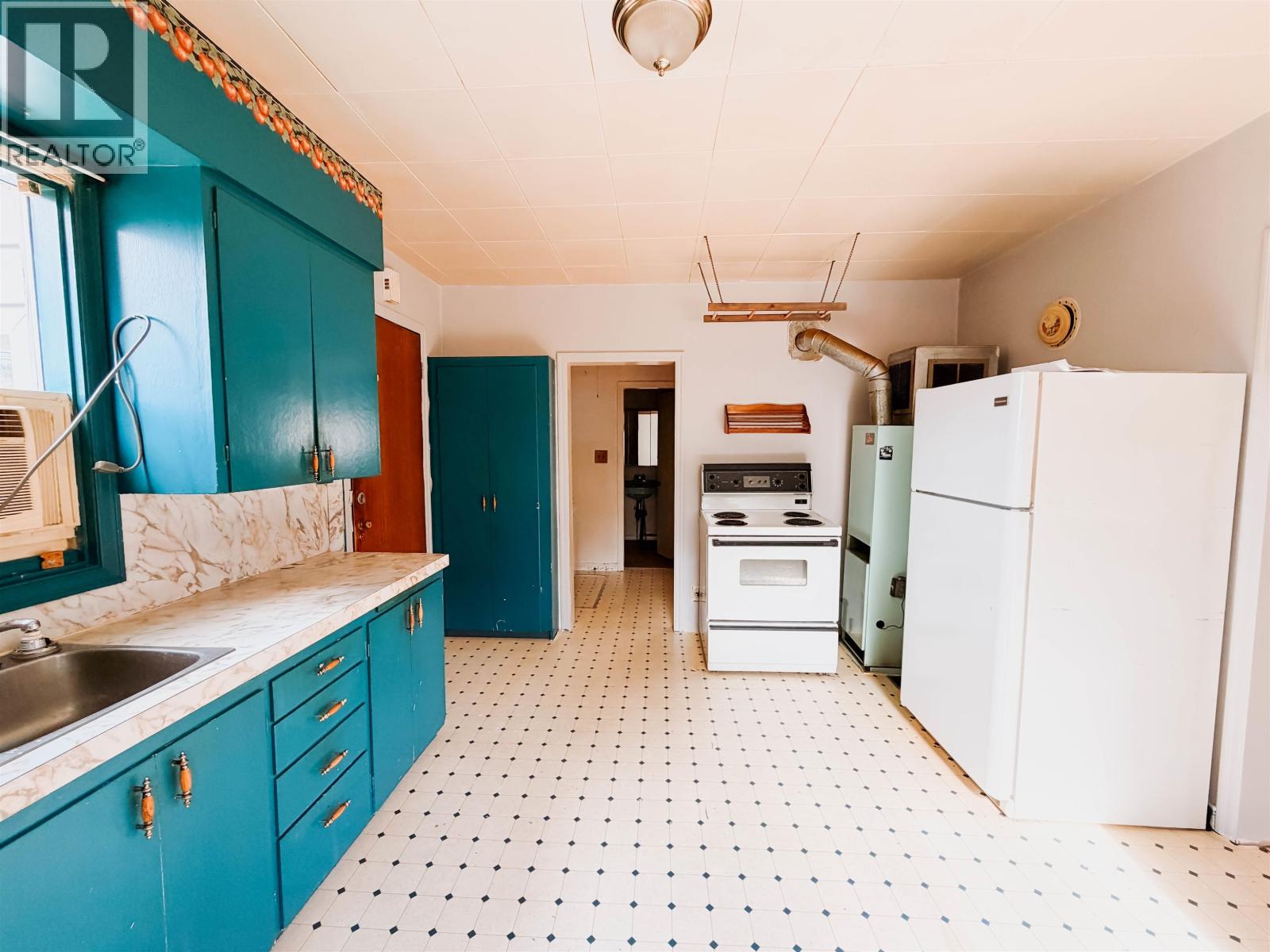 291 HIXON CREEK ROAD - 7