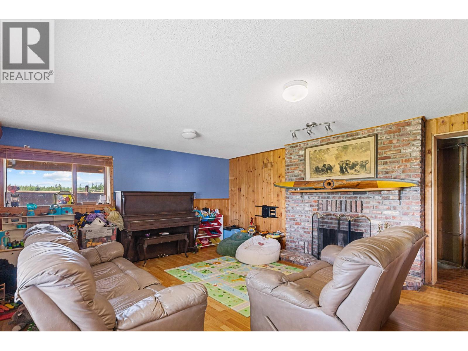 Photo 9 of 40 — 11020 SALMON VALLEY ROAD · Prince George, BC