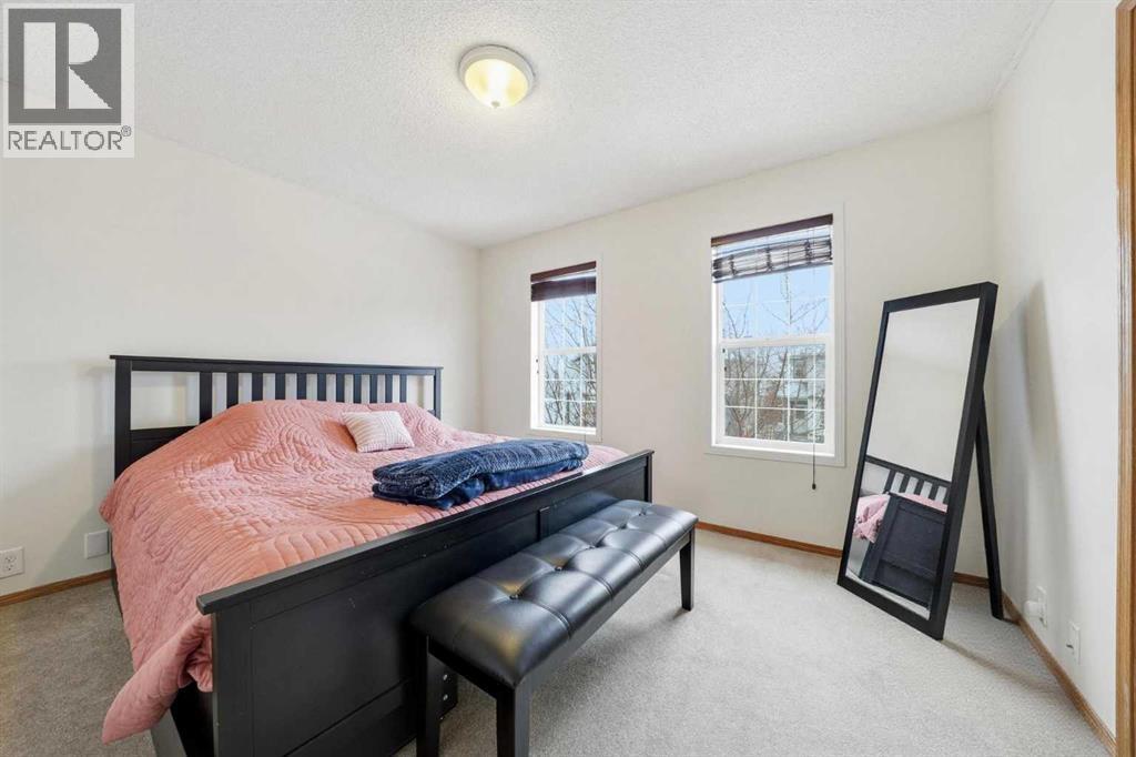 68 Bridleridge Gardens SW — photo 14
