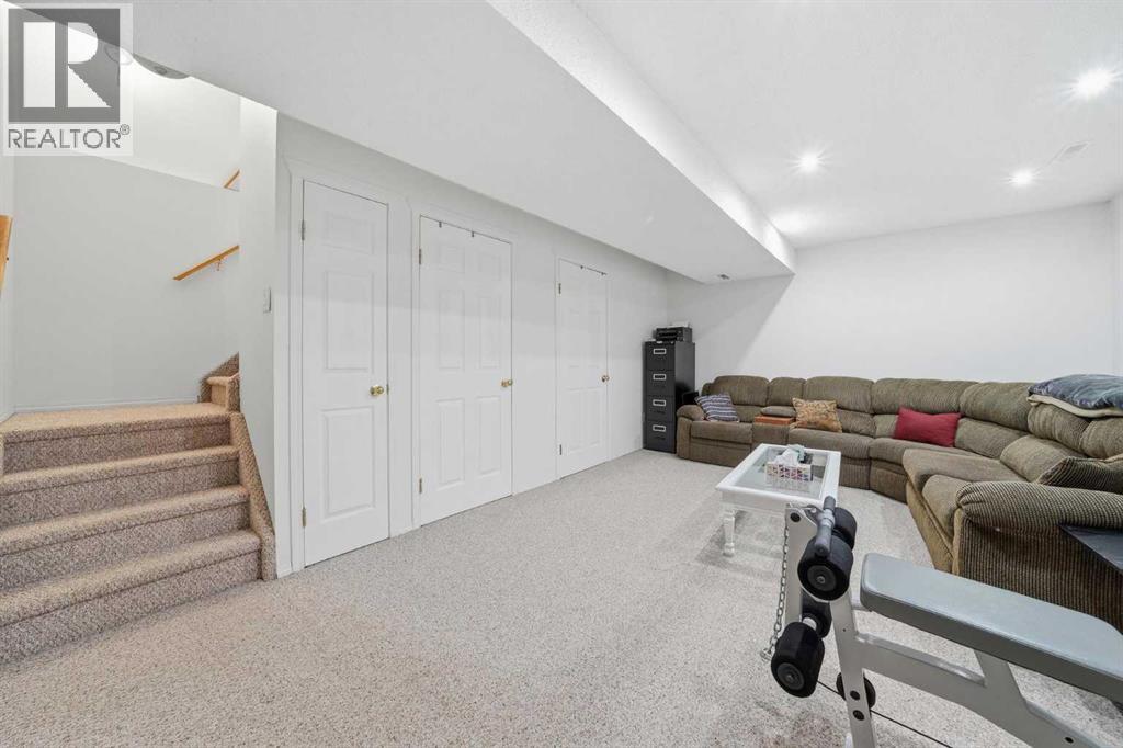 68 Bridleridge Gardens SW — photo 22