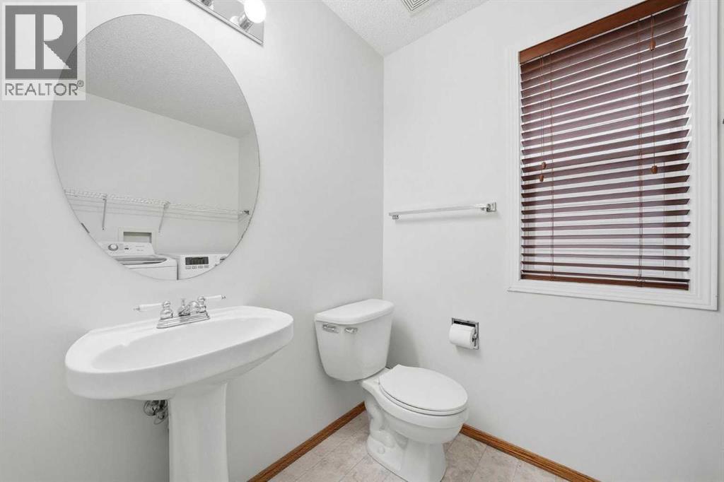 68 Bridleridge Gardens SW — photo 6