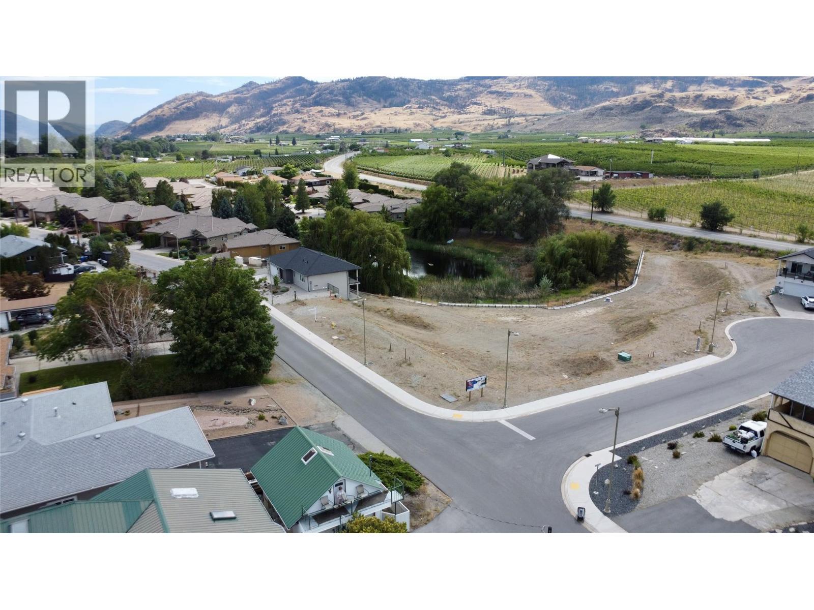  3660 Lobelia Drive, Osoyoos