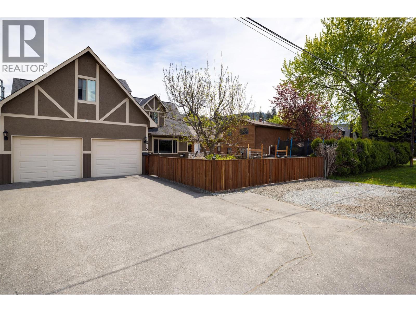  315 Stetson Street, Kelowna