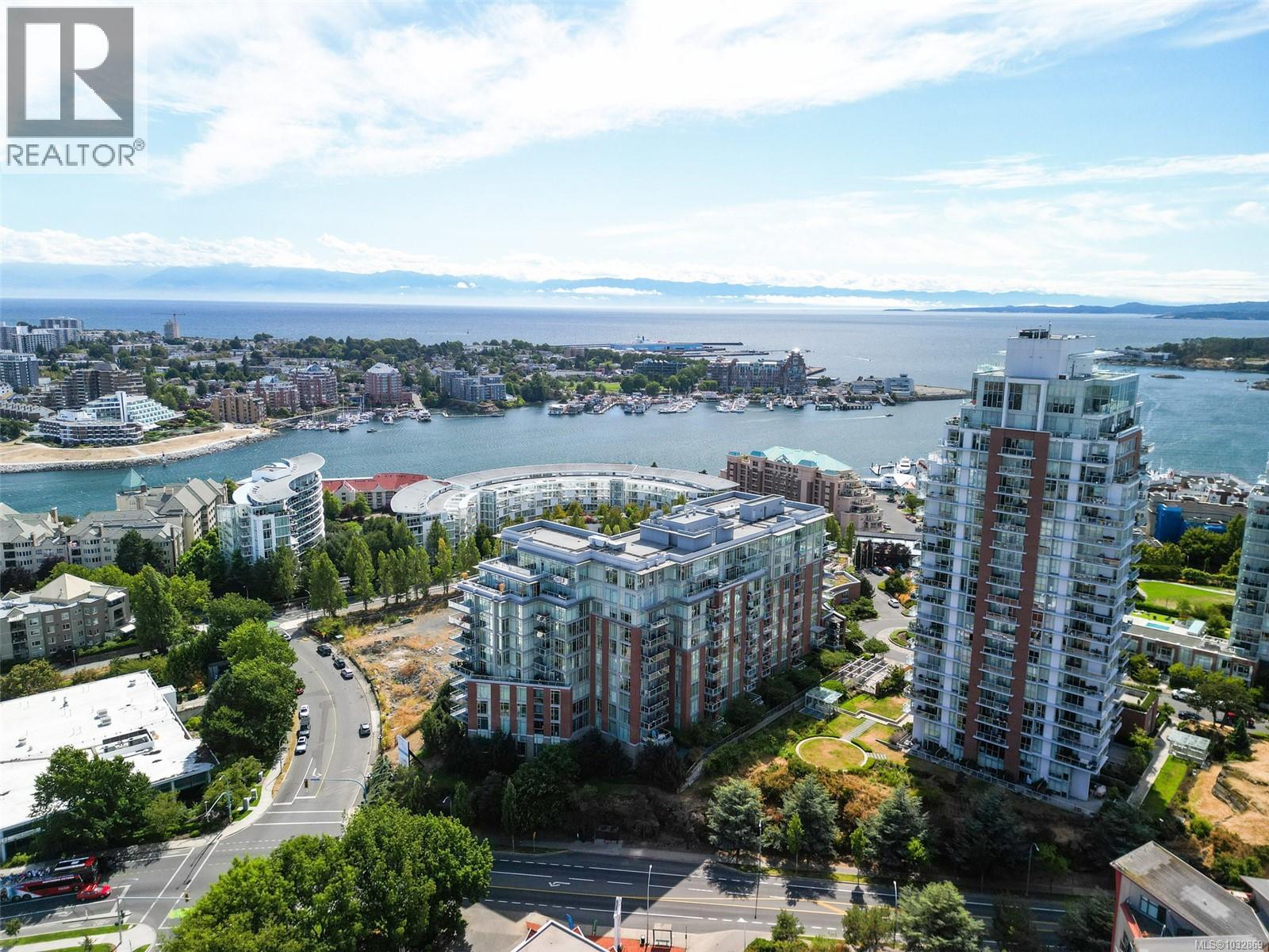 205 100 Saghalie Rd, Victoria