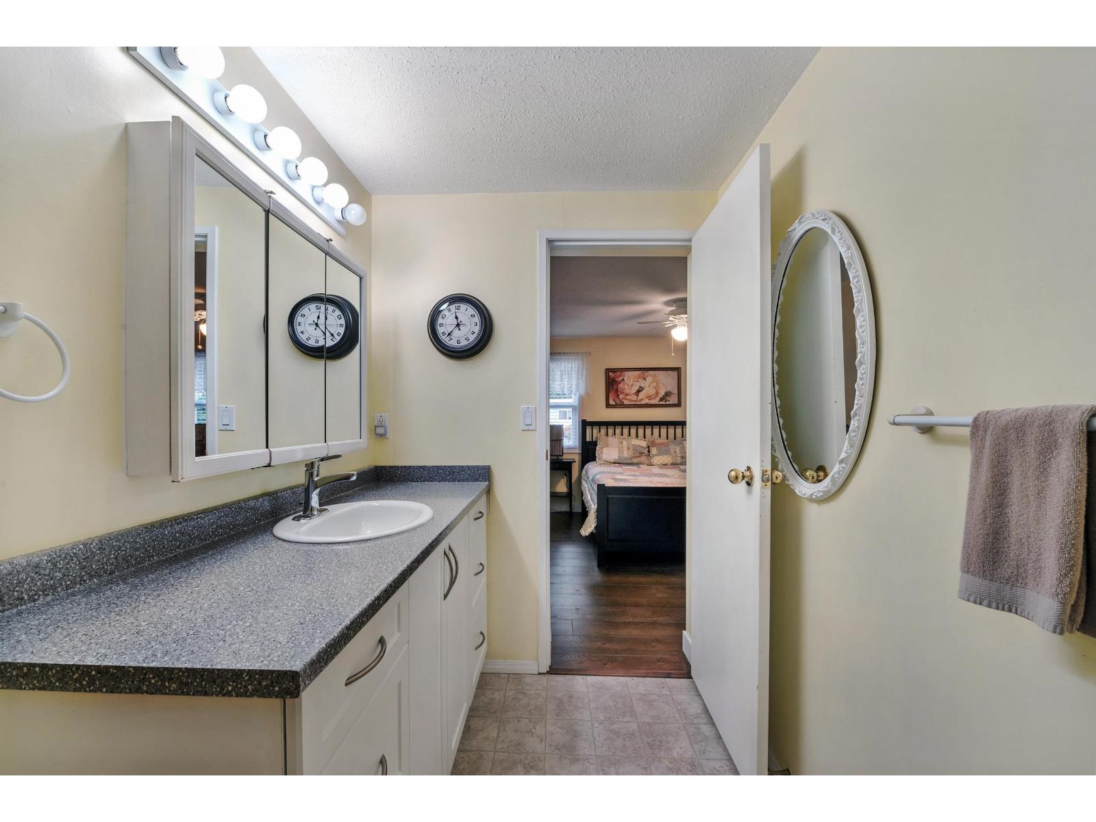 2 Bed, 2 Bath Apartment for Sale in Langley – 240 27111 0 AVENUE, Langley – MLS# R3116892 - Image 29