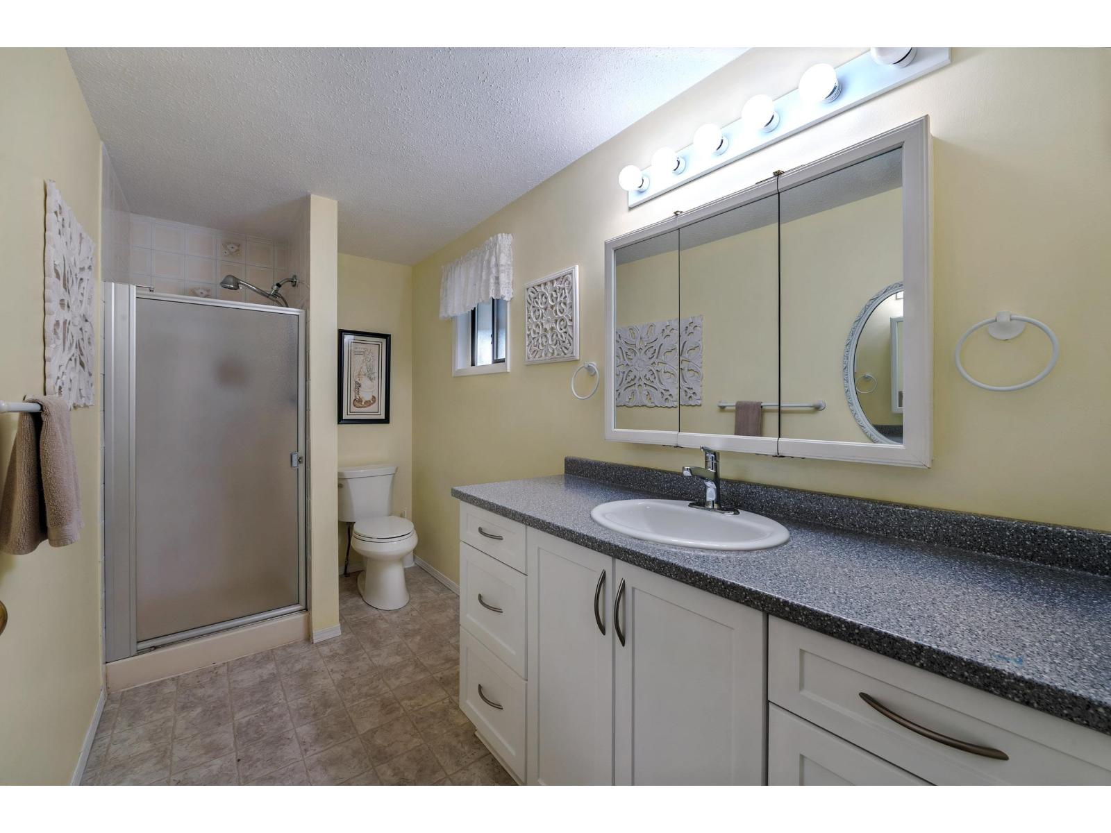 2 Bed, 2 Bath Apartment for Sale in Langley – 240 27111 0 AVENUE, Langley – MLS# R3116892 - Image 28