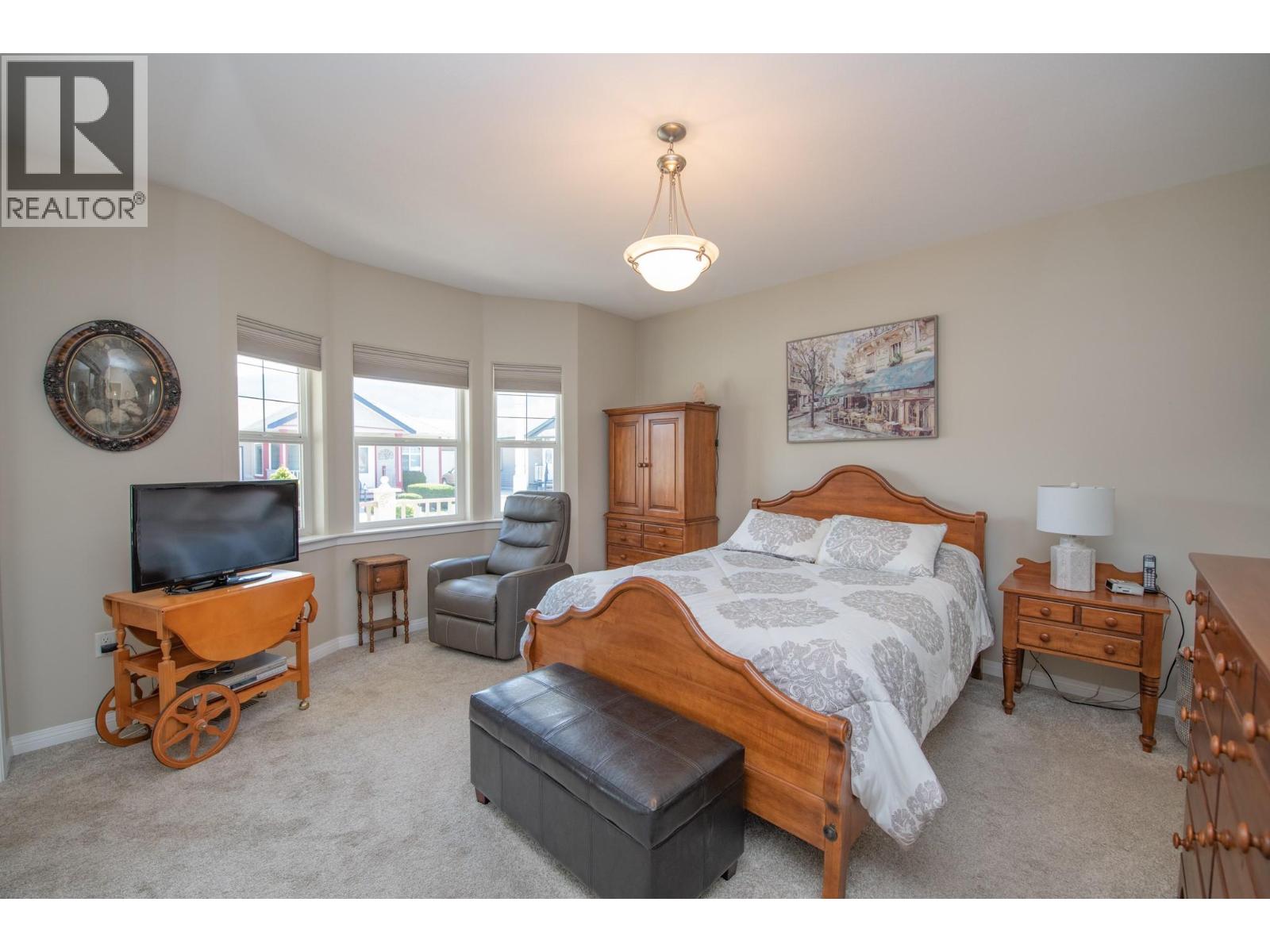 #20 2339 Patterson Avenue - 21