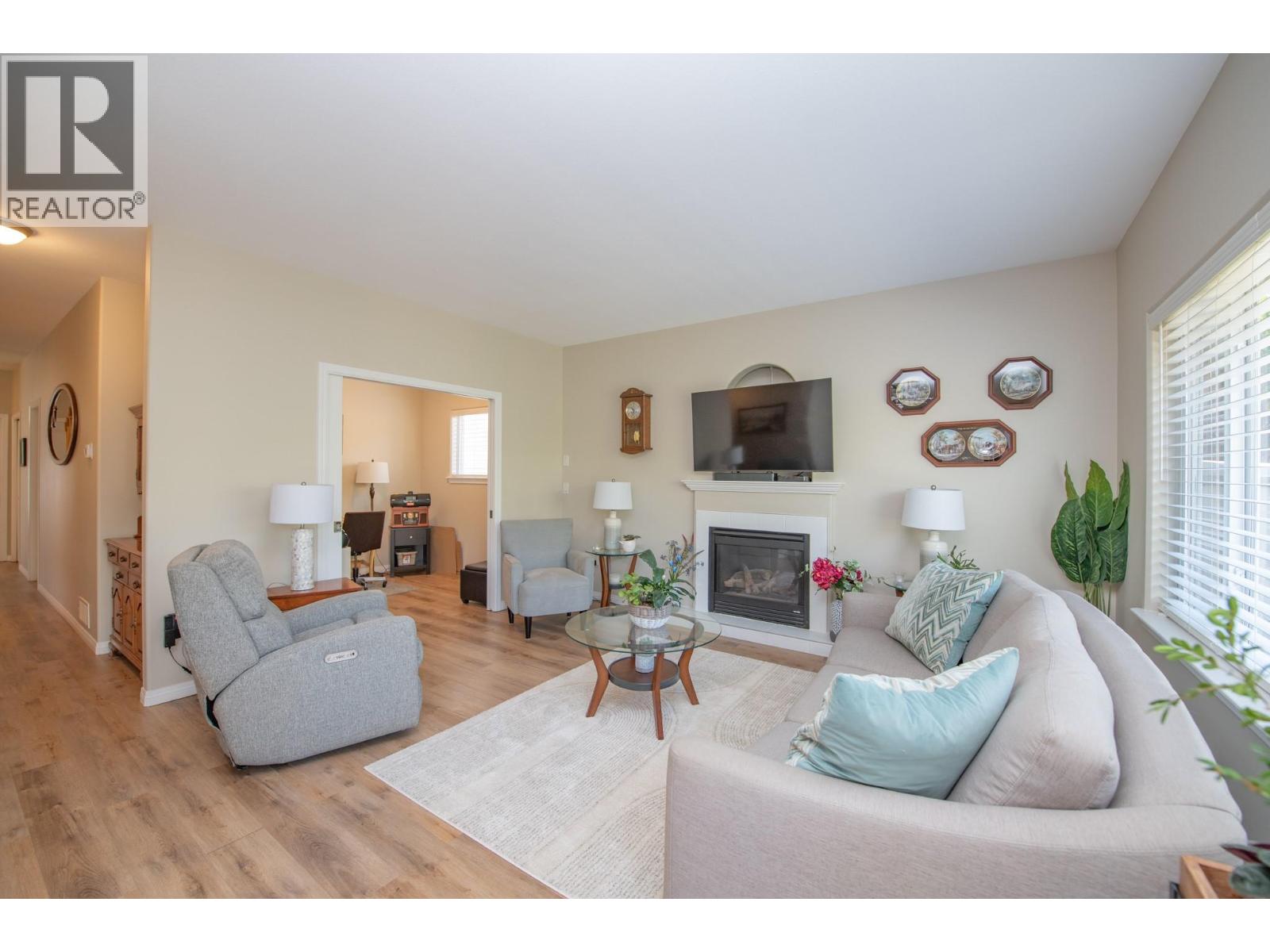 #20 2339 Patterson Avenue - 11