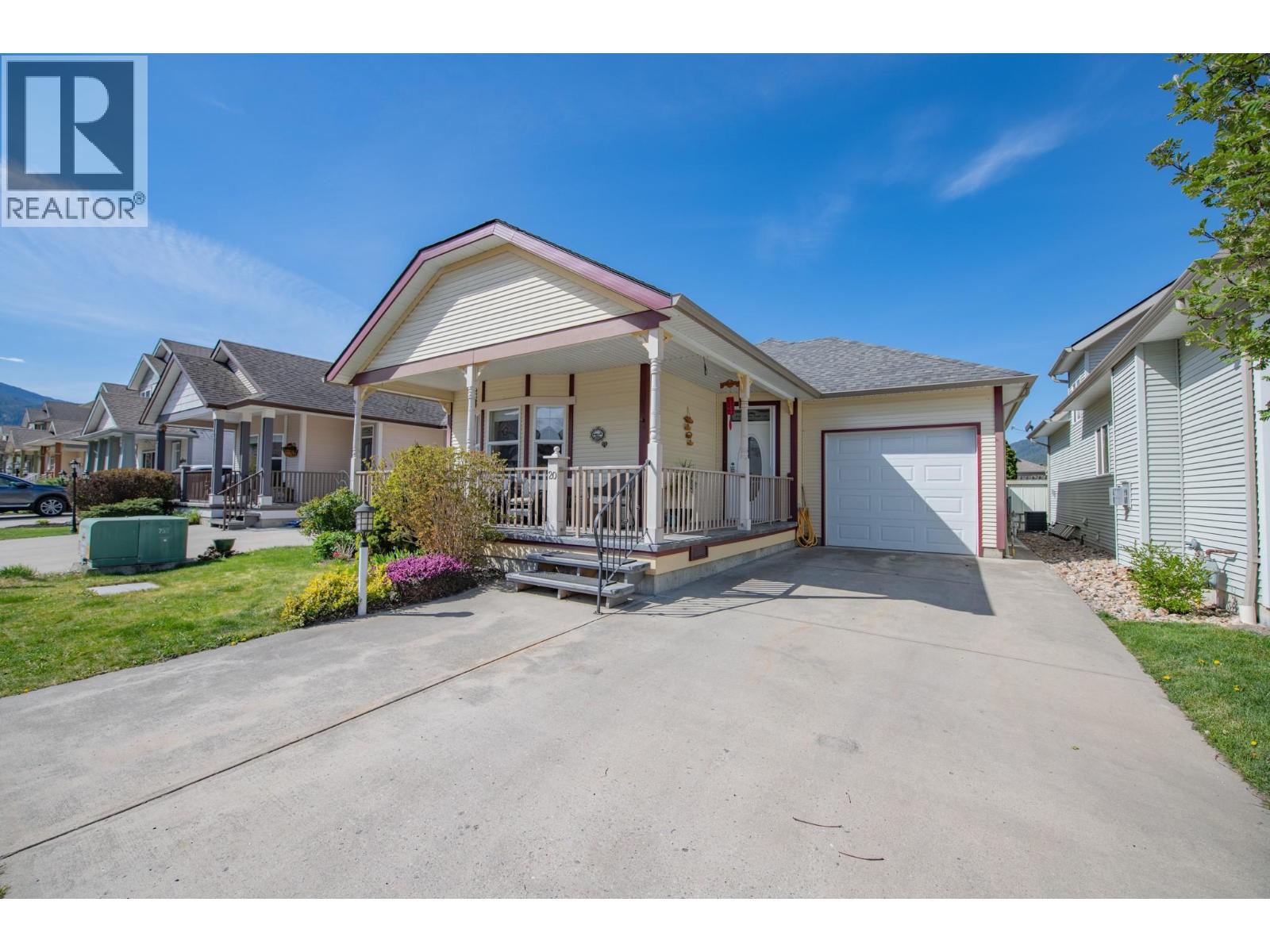 #20 2339 Patterson Avenue - 33