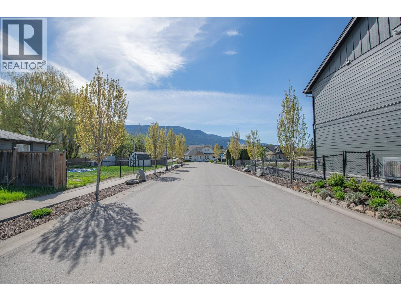 2339 Patterson Avenue Unit# 20, Armstrong