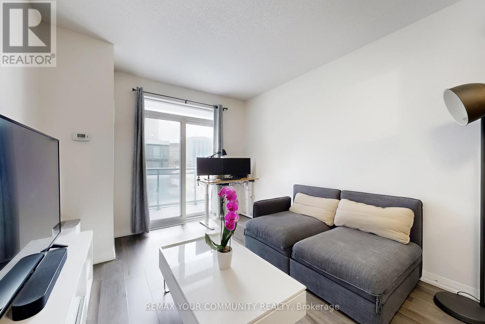 #207A 50 ANN O'REILLY ROAD - 8