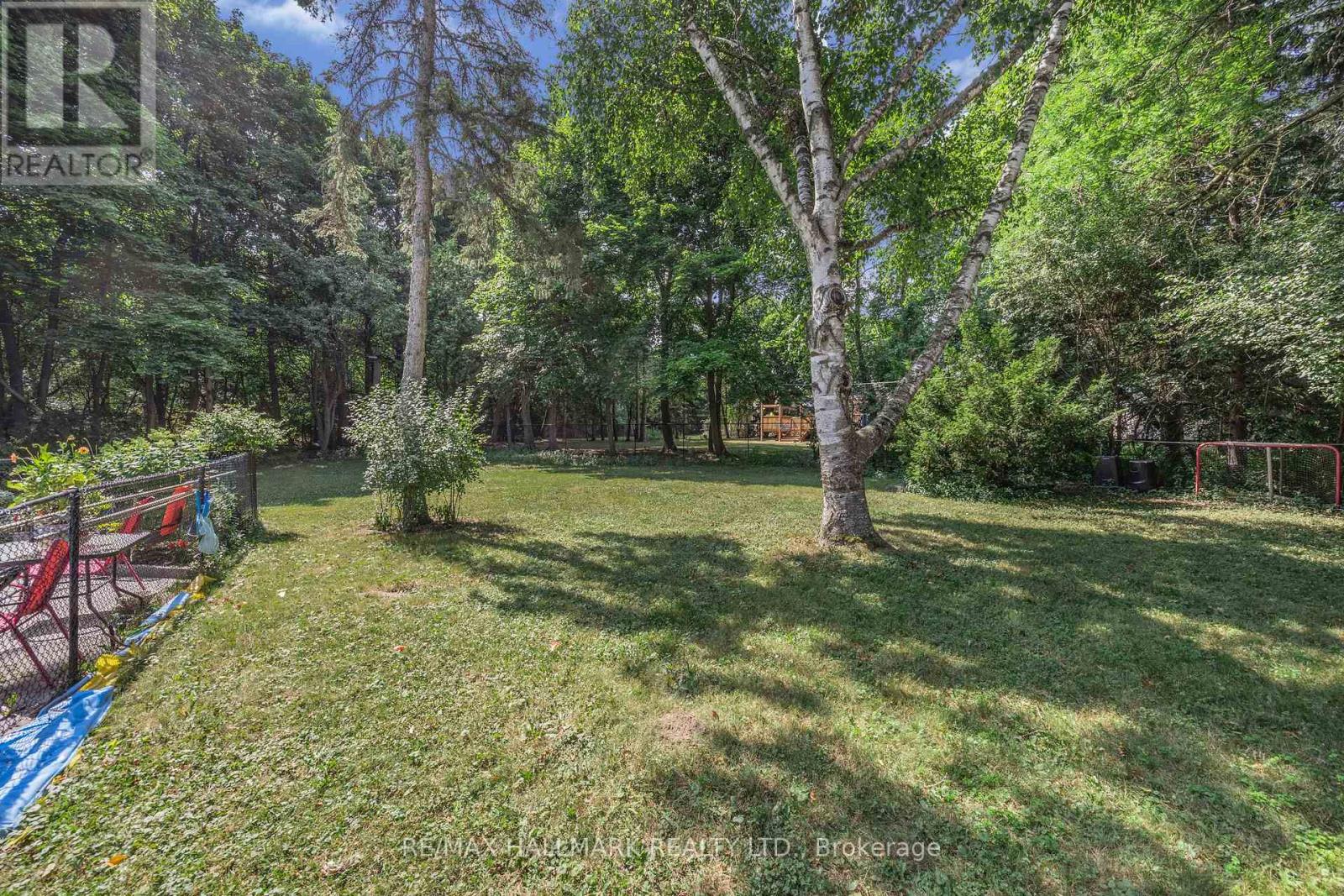 19 TALWOOD DRIVE - 48