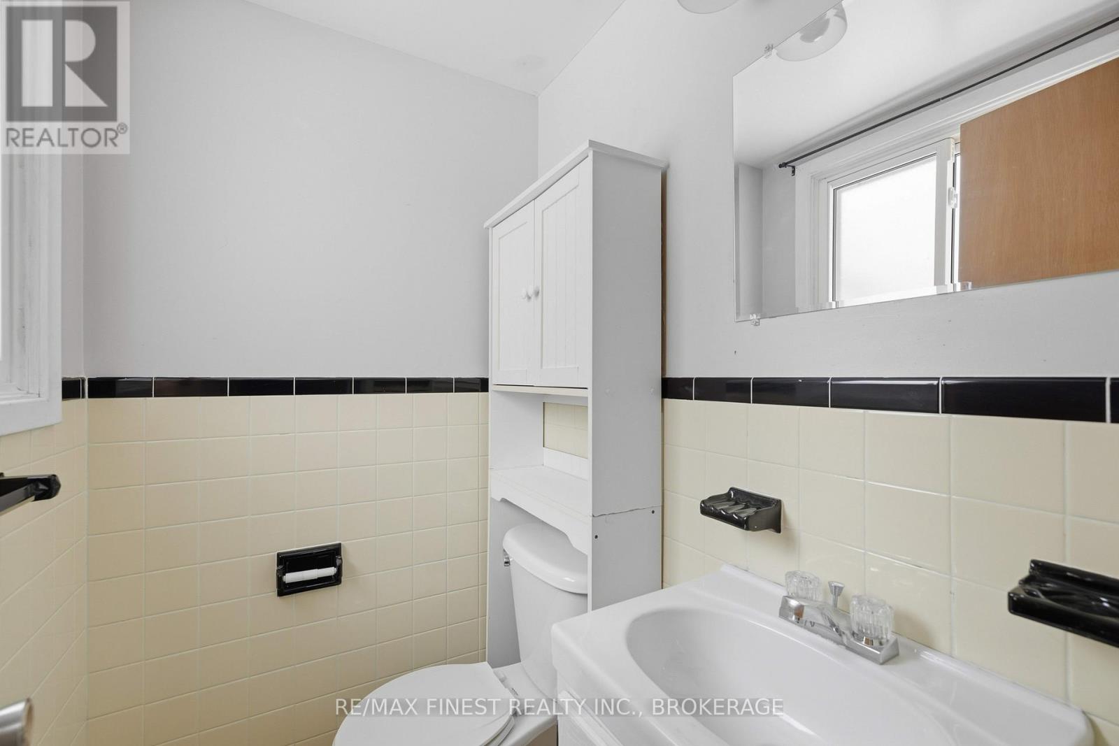 337 AVENUE ROAD - 29