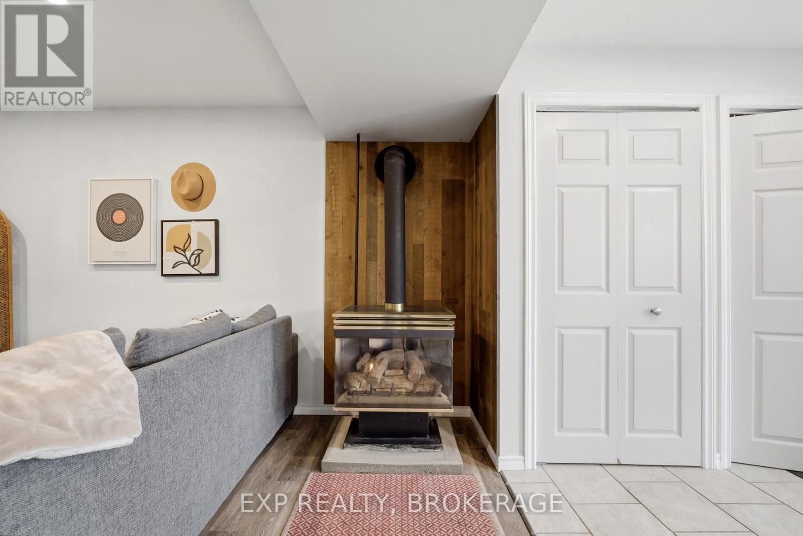 789 AYLMER CRESCENT - 31