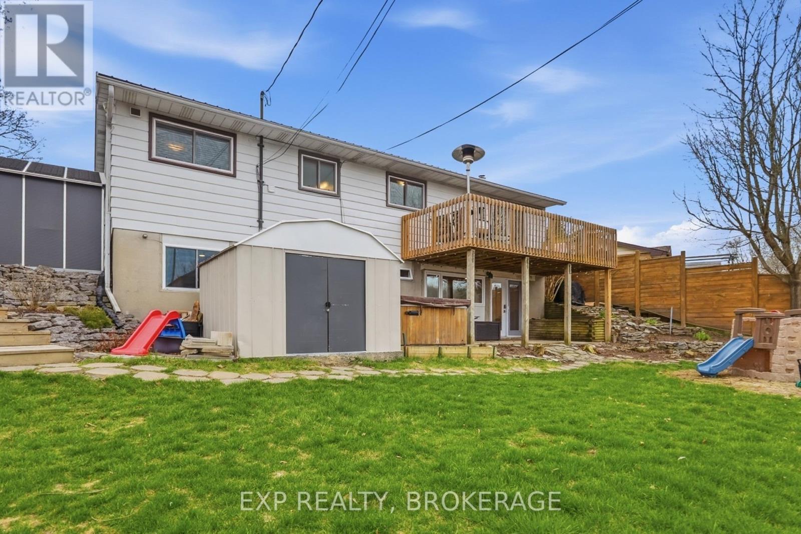 789 AYLMER CRESCENT - 43