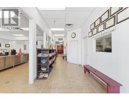 11b - 1100 Gorham Street, Newmarket, ON L3Y8Y8 Photo 13