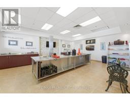 11b - 1100 Gorham Street, Newmarket, ON L3Y8Y8 Photo 15