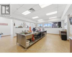 11b - 1100 Gorham Street, Newmarket, ON L3Y8Y8 Photo 16