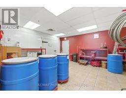 11b - 1100 Gorham Street, Newmarket, ON L3Y8Y8 Photo 20