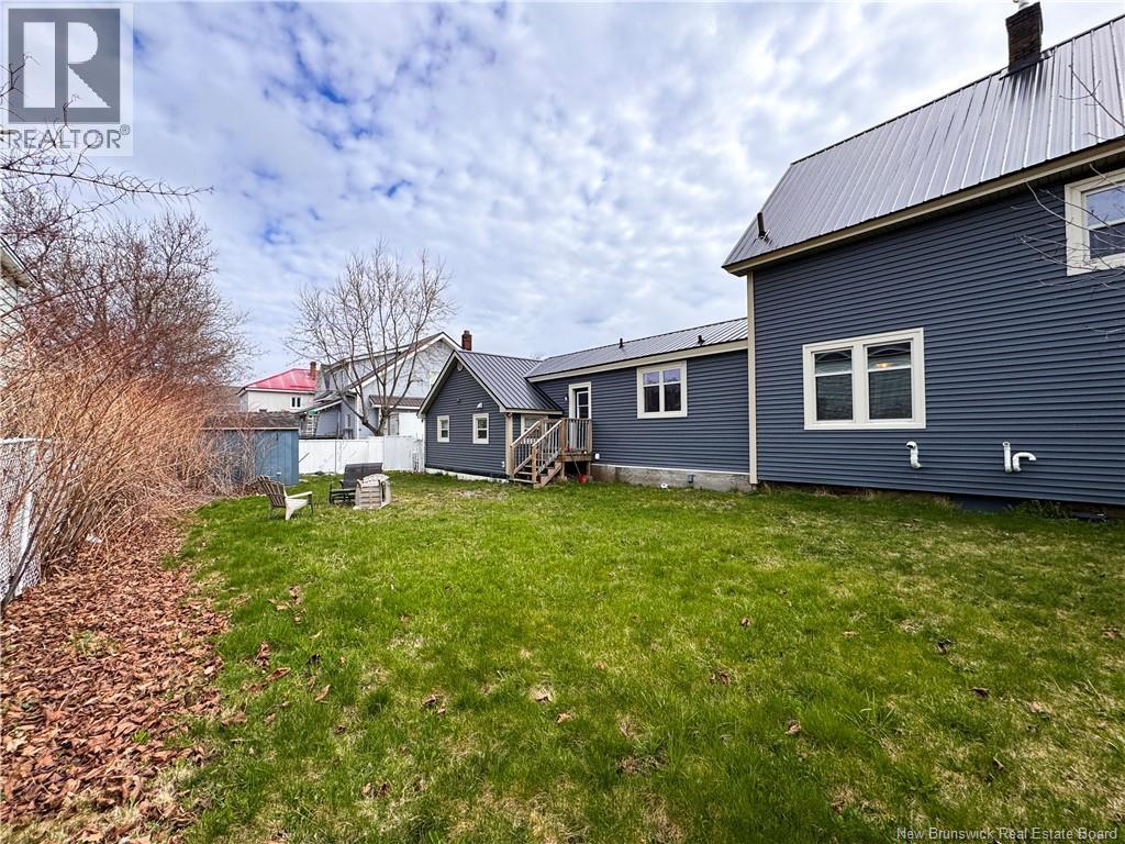 203 Mountain Road - 49