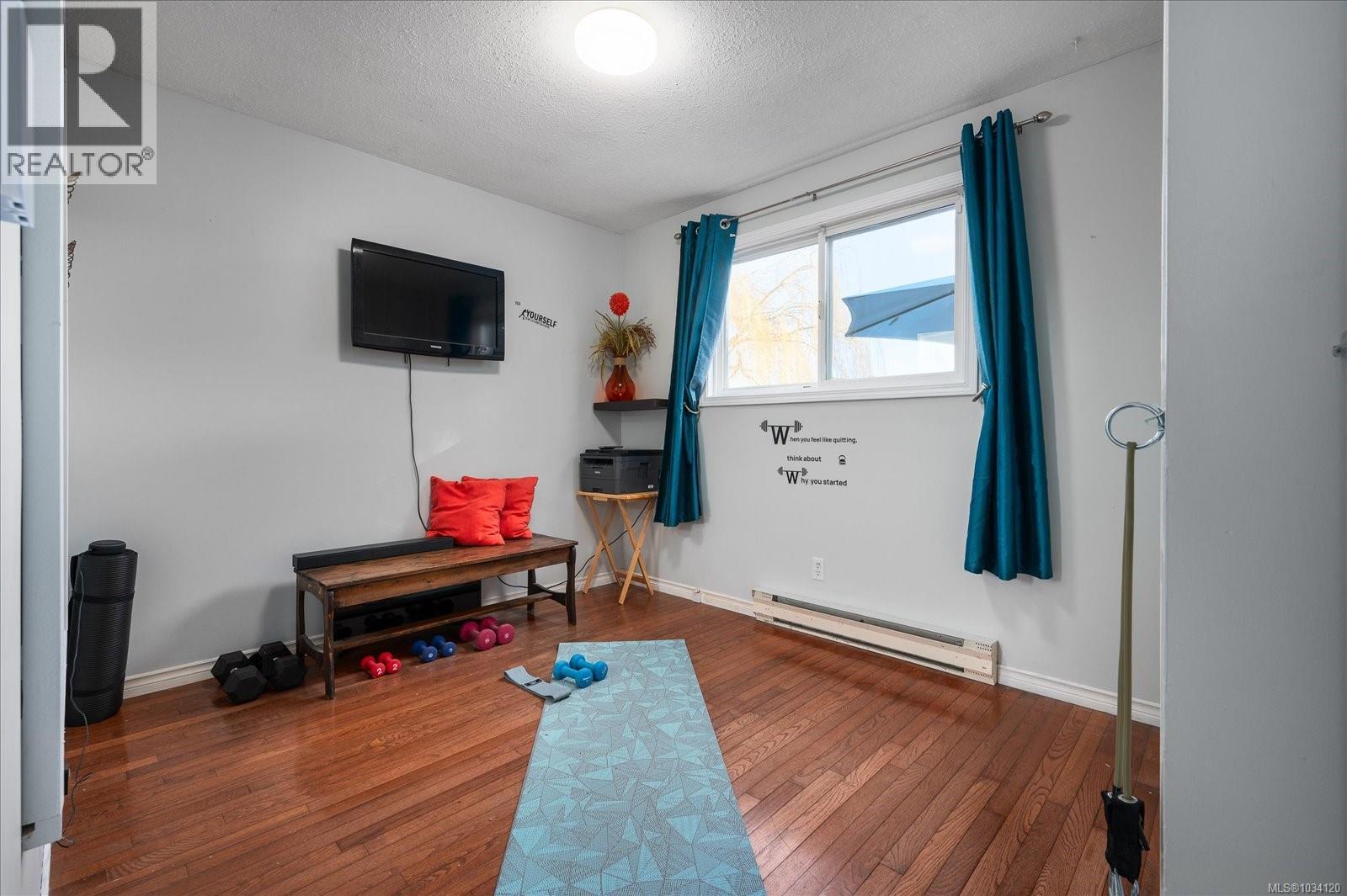 532 Banks Ave W - 18