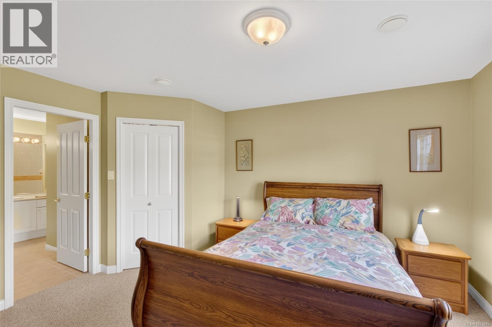 1339 SATURNA Dr - 44