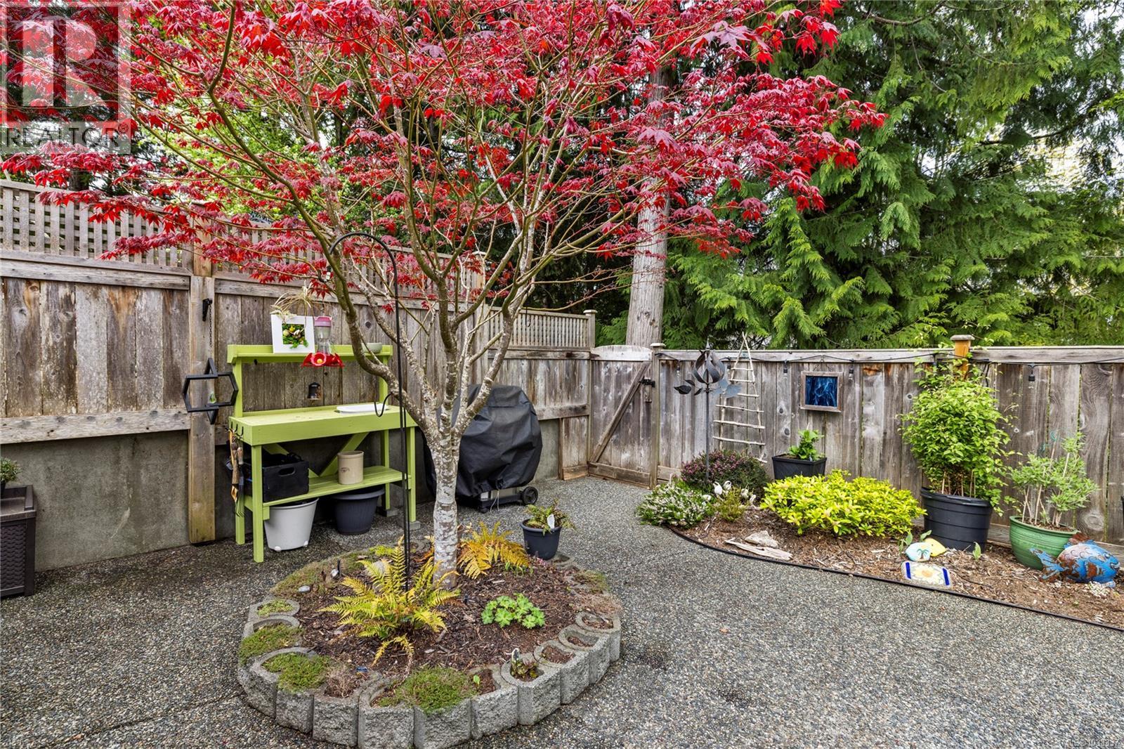 #21 885 Berwick Rd - 37