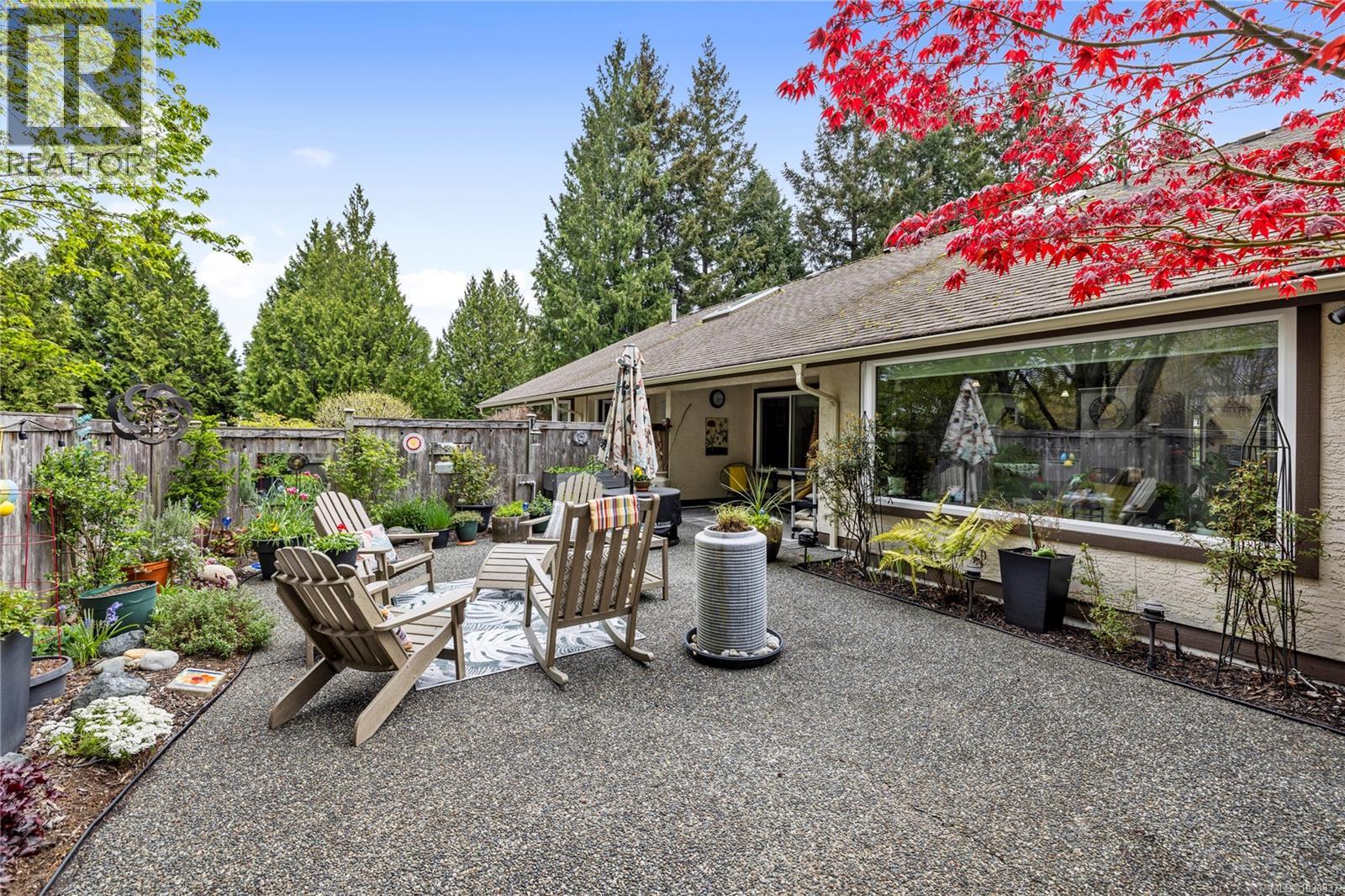 #21 885 Berwick Rd - 38