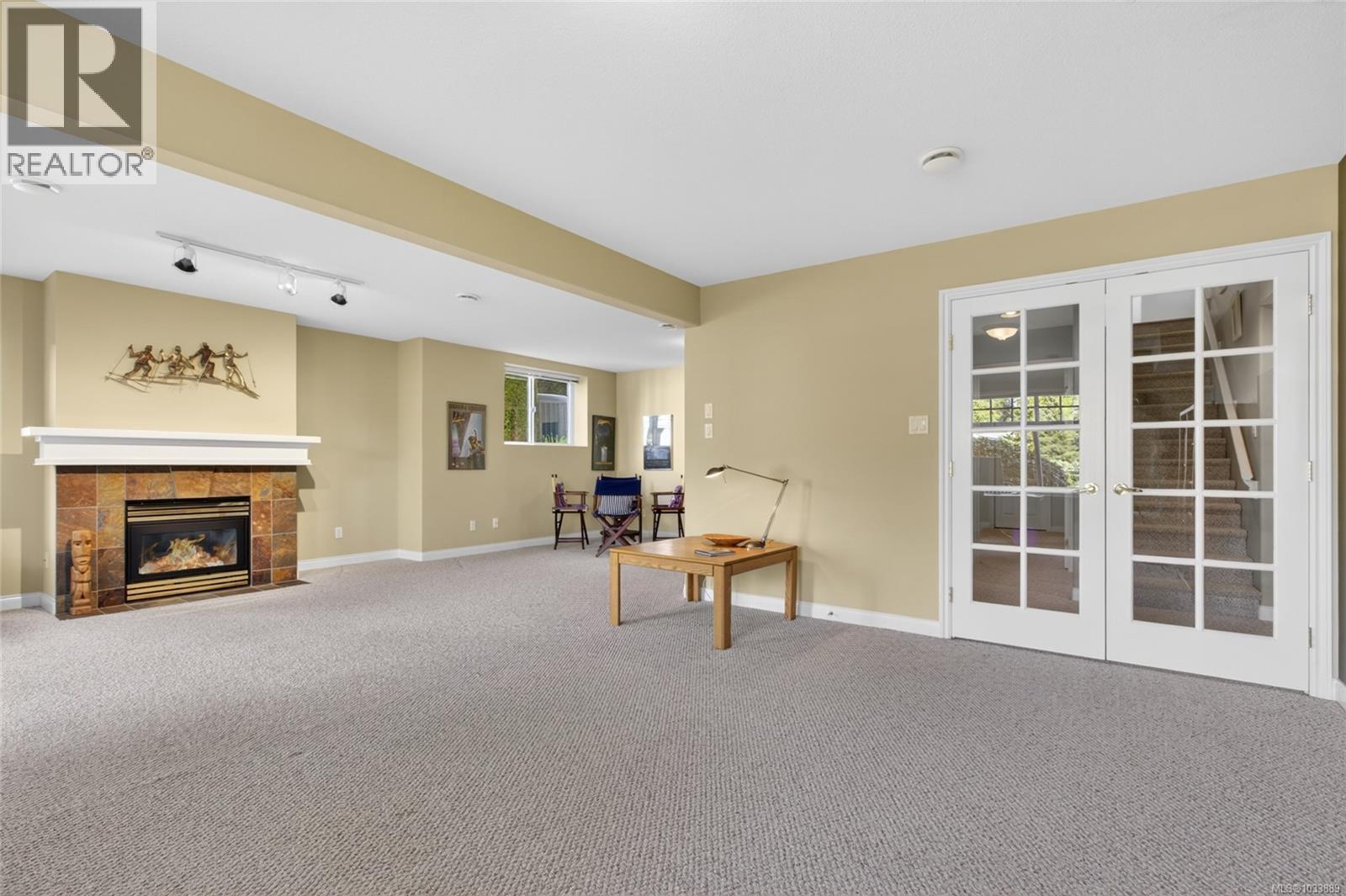 1339 SATURNA Dr - 37