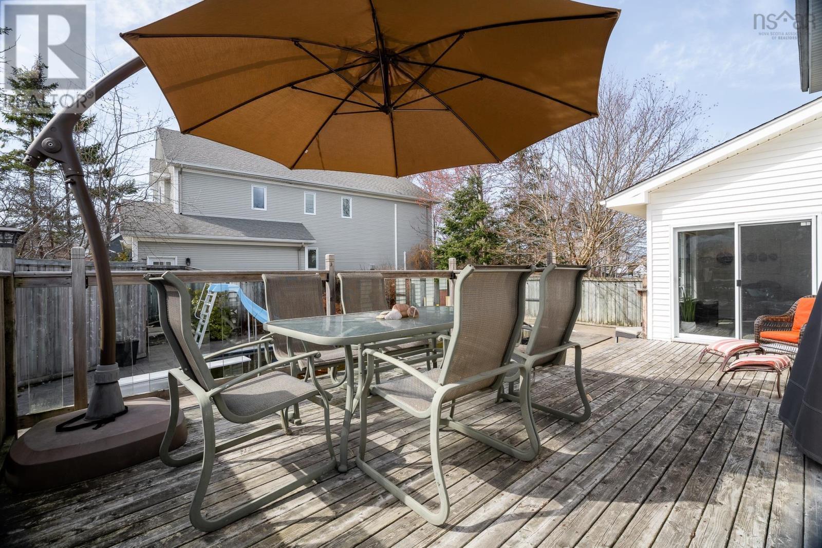 Property 36 of 40 of 606 Basinview Drive