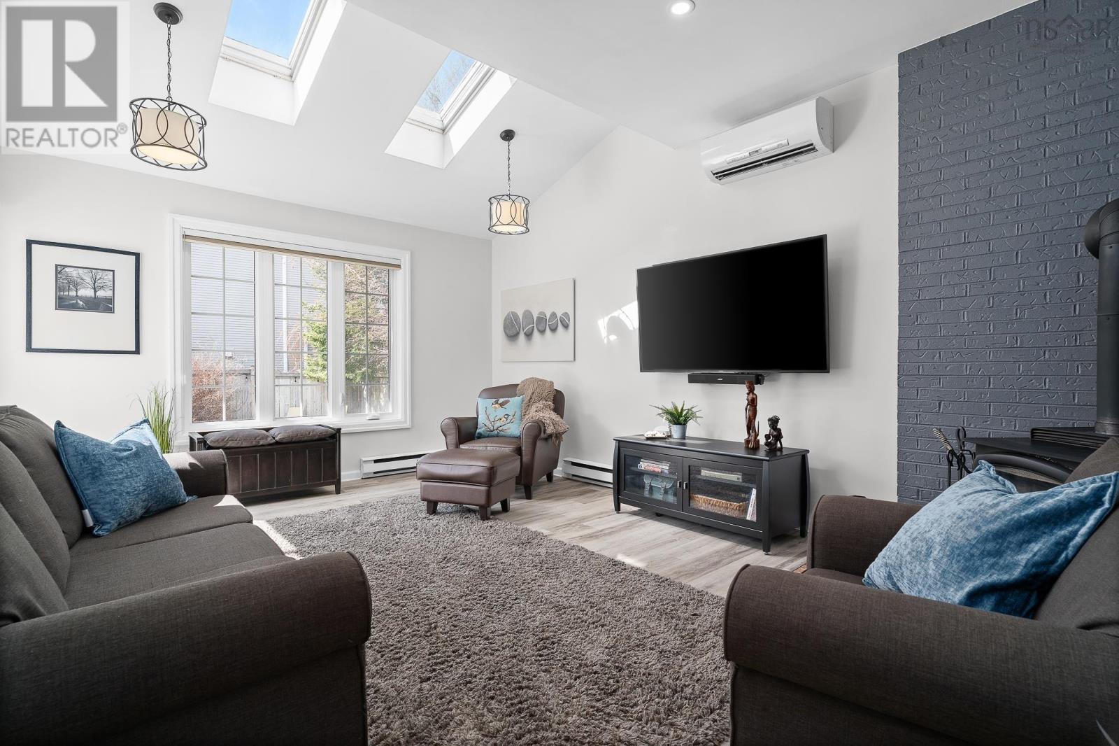 Property 2 of 40 of 606 Basinview Drive