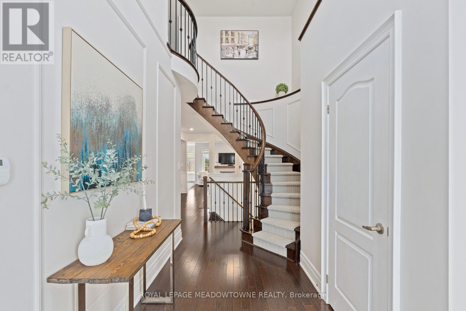 10 SILVER POND DRIVE - 21