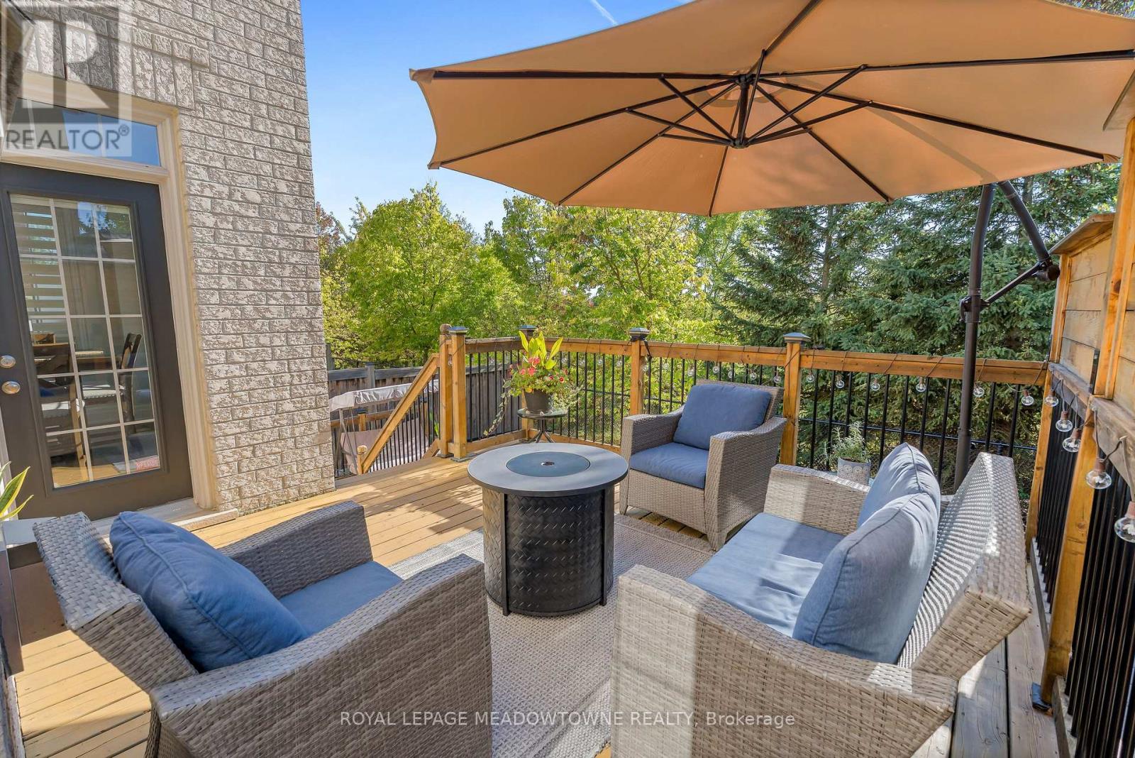 10 SILVER POND DRIVE - 41