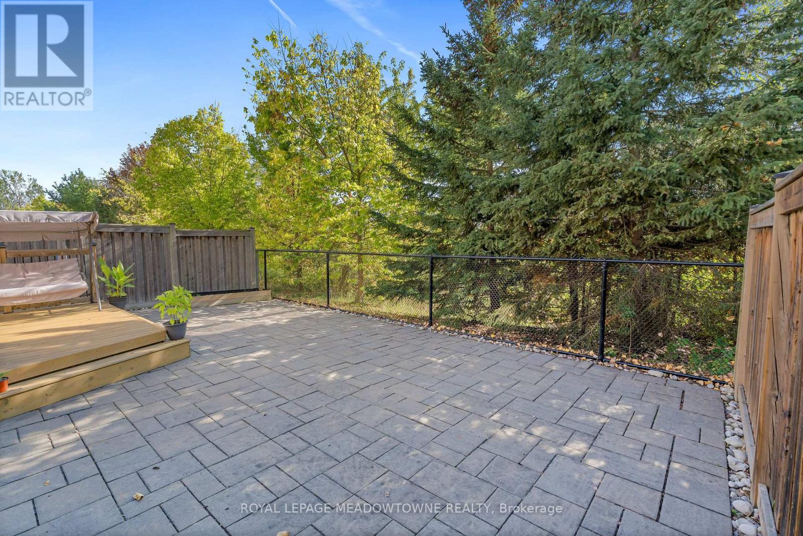 10 SILVER POND DRIVE - 43