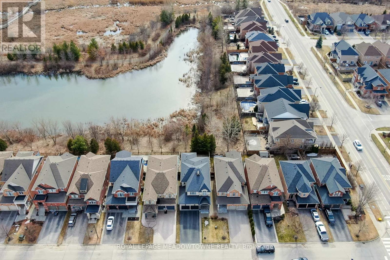 10 SILVER POND DRIVE - 5