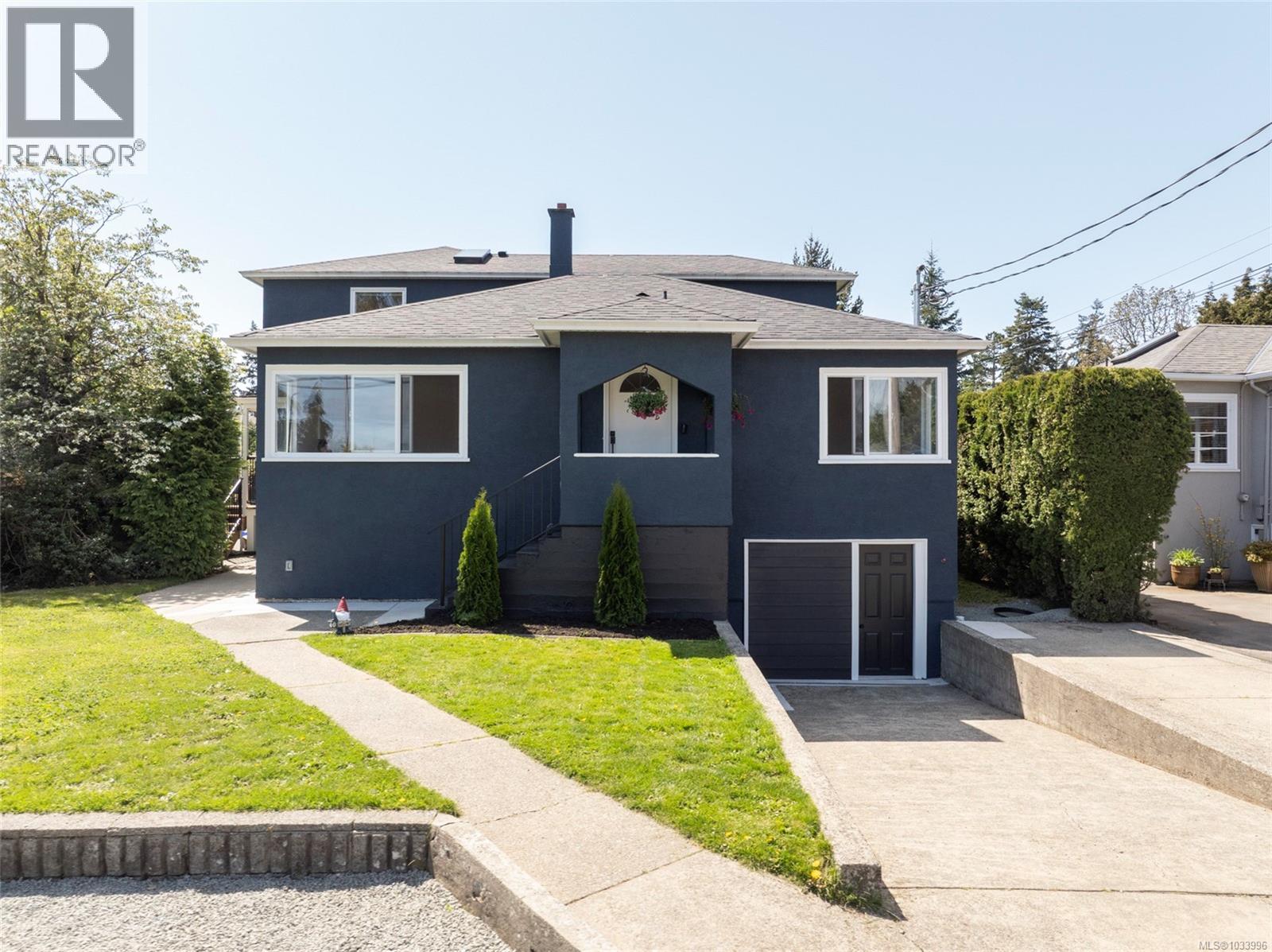  715 Middleton Street, Saanich
