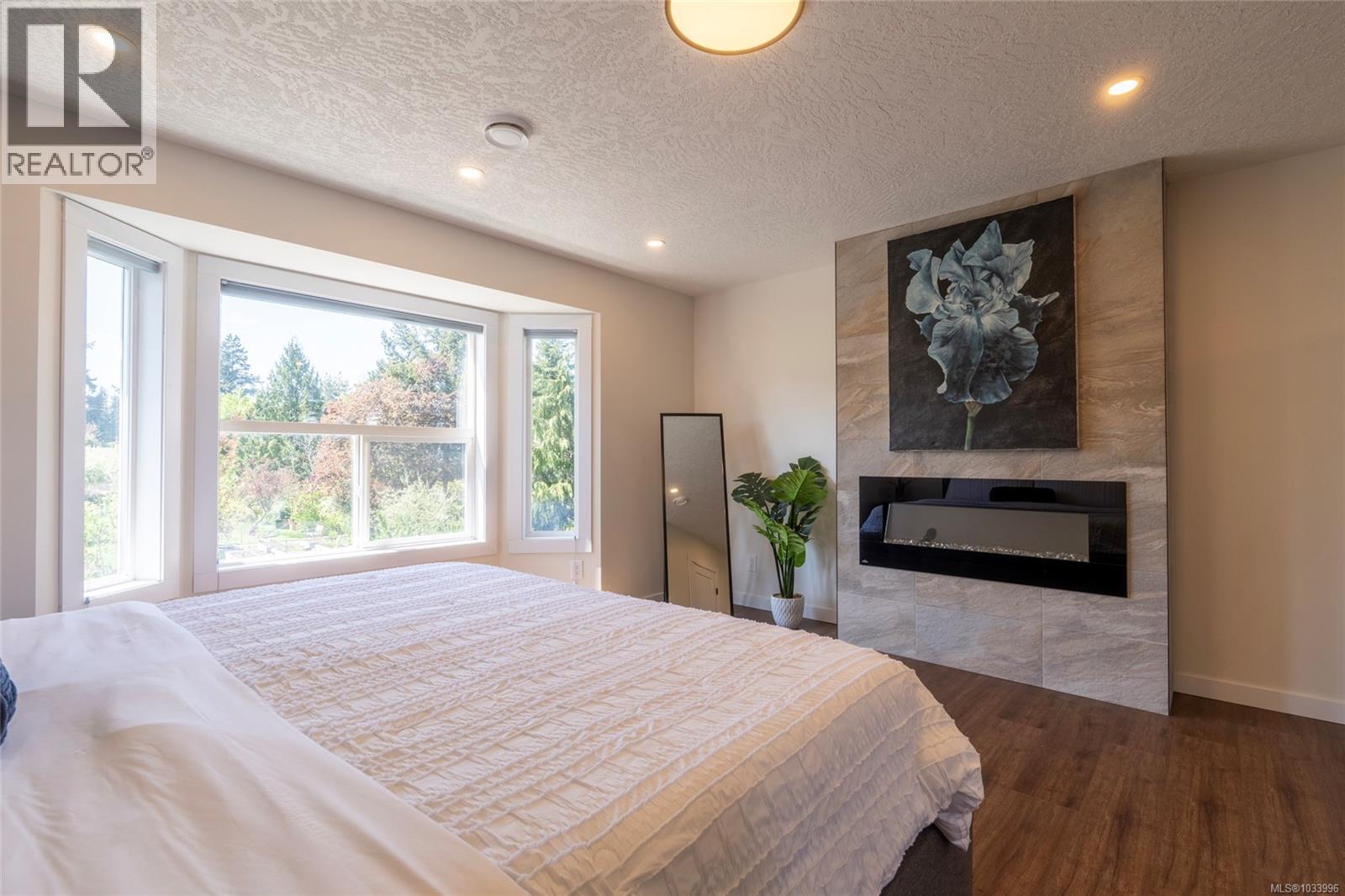  715 Middleton Street, Saanich