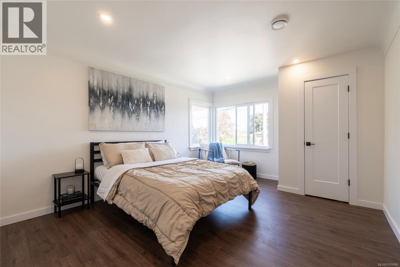  715 Middleton Street, Saanich