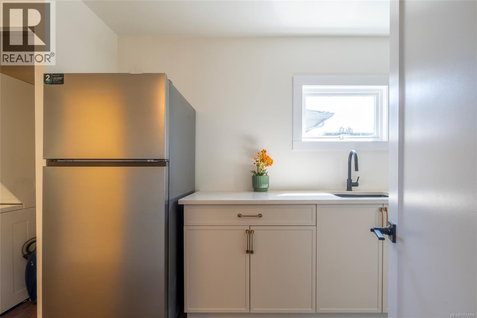  715 Middleton Street, Saanich