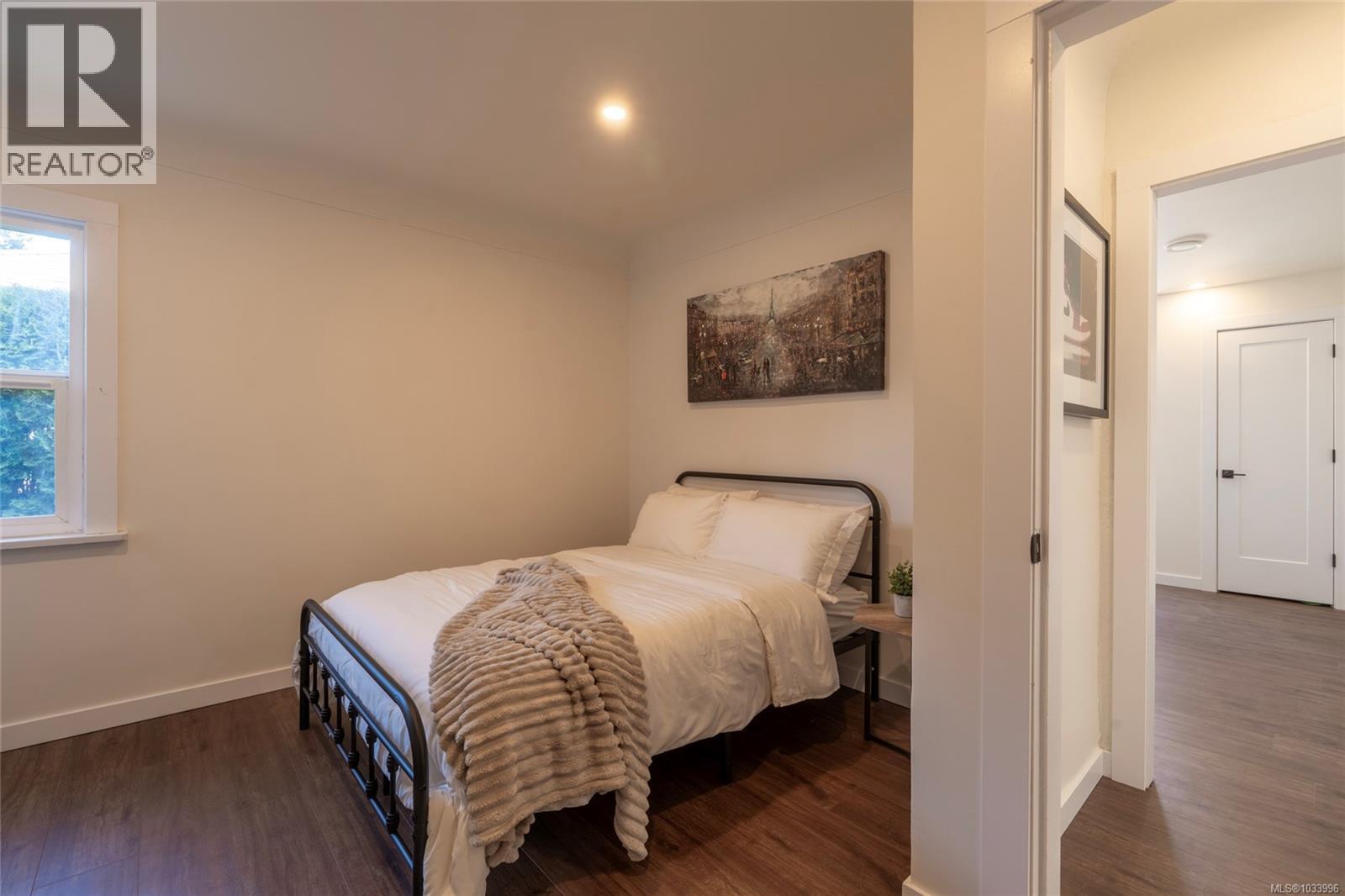  715 Middleton Street, Saanich
