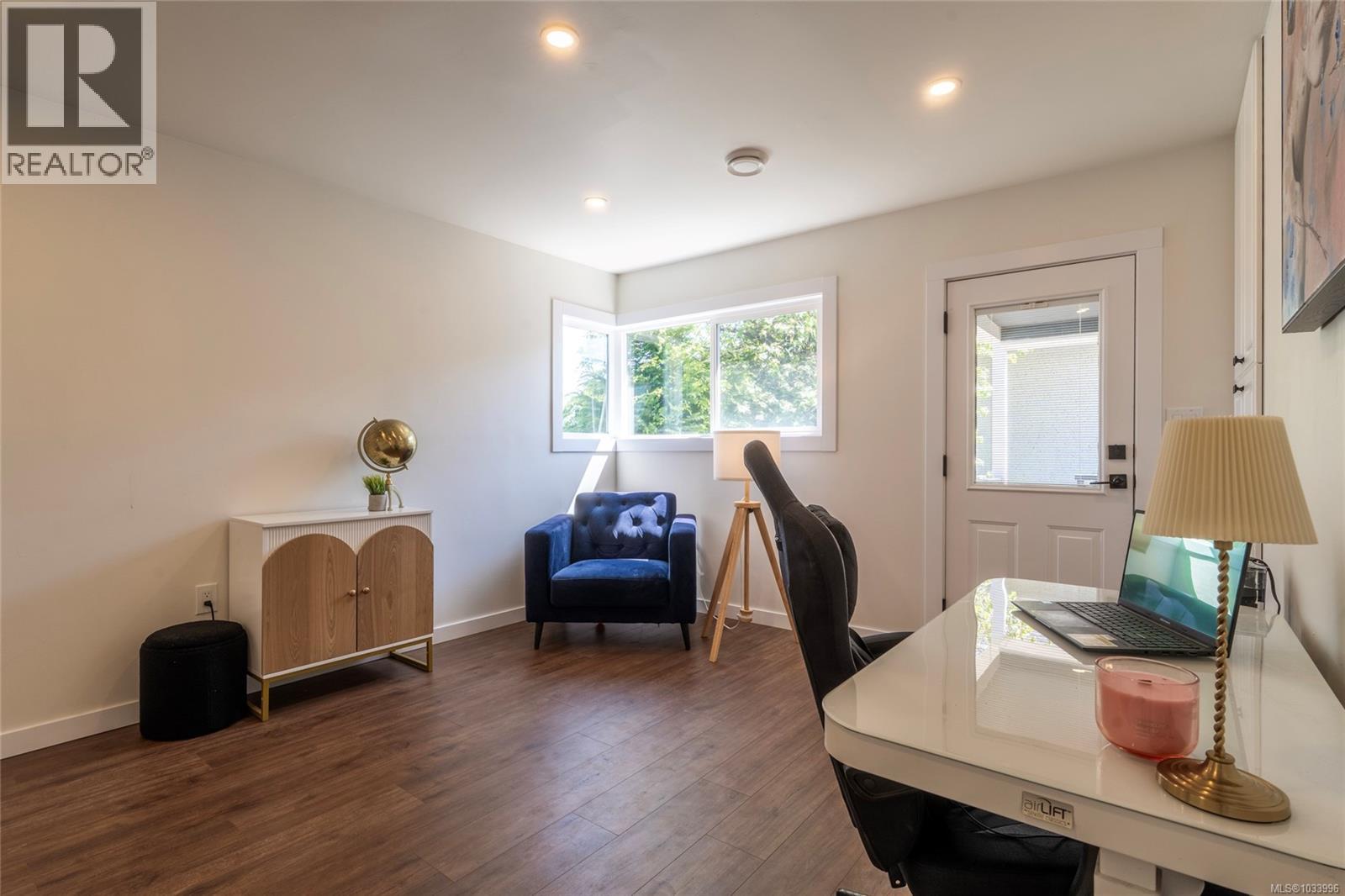  715 Middleton Street, Saanich