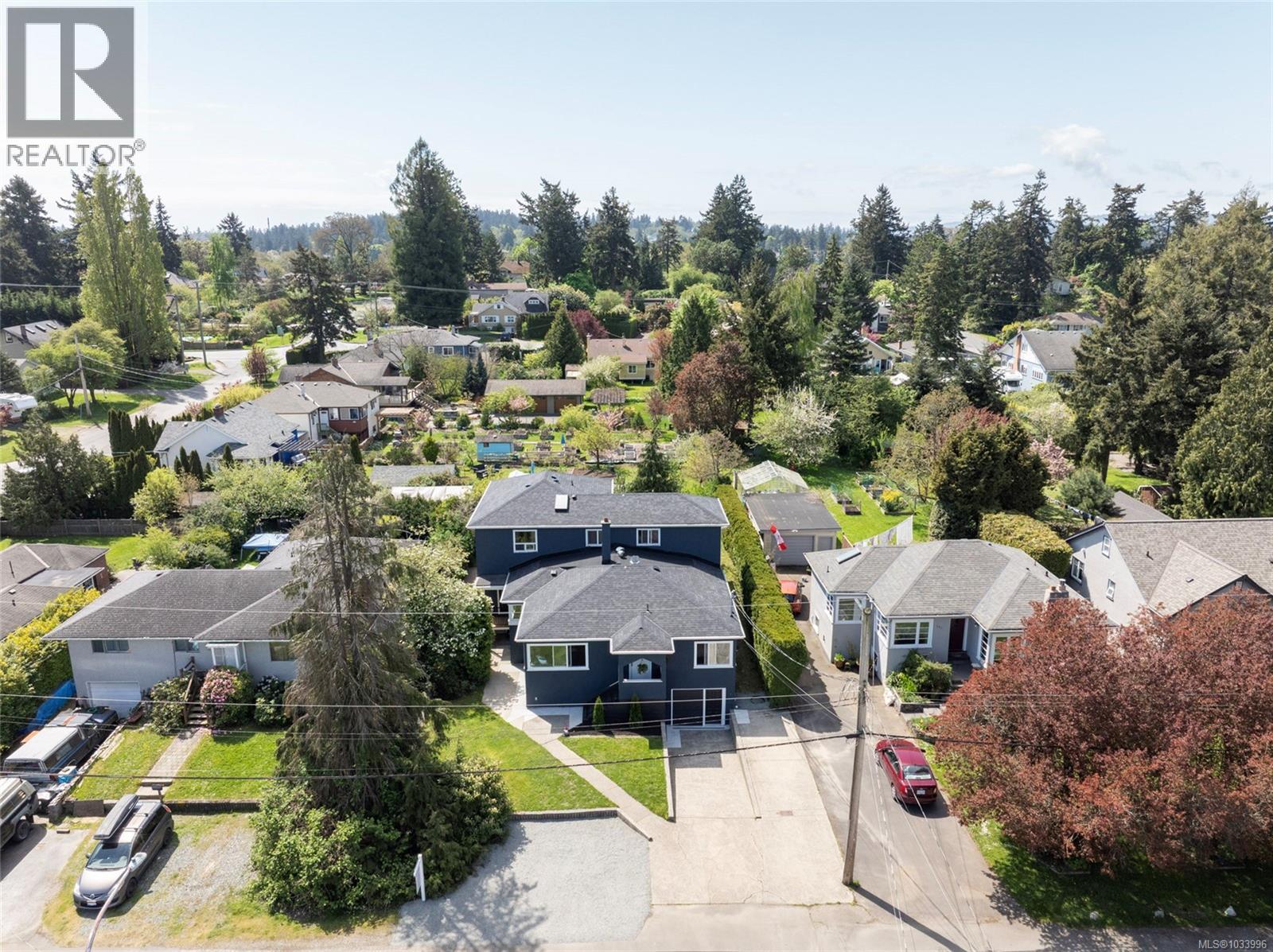  715 Middleton Street, Saanich