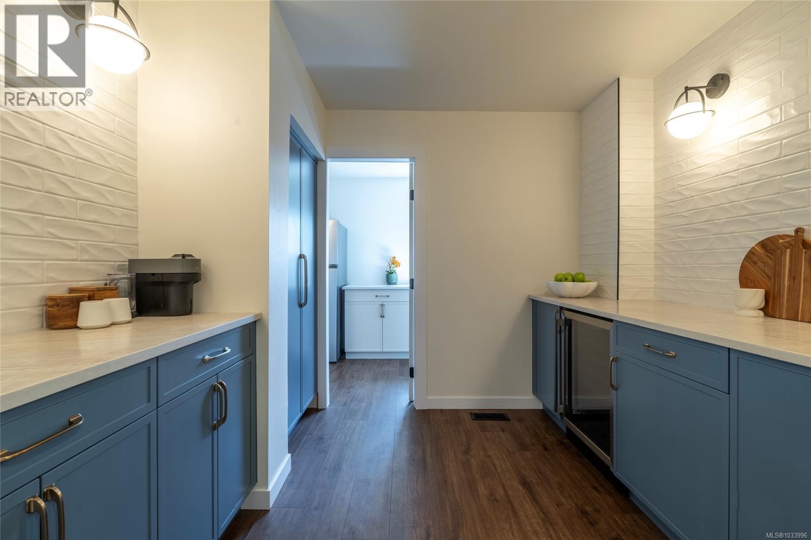  715 Middleton Street, Saanich