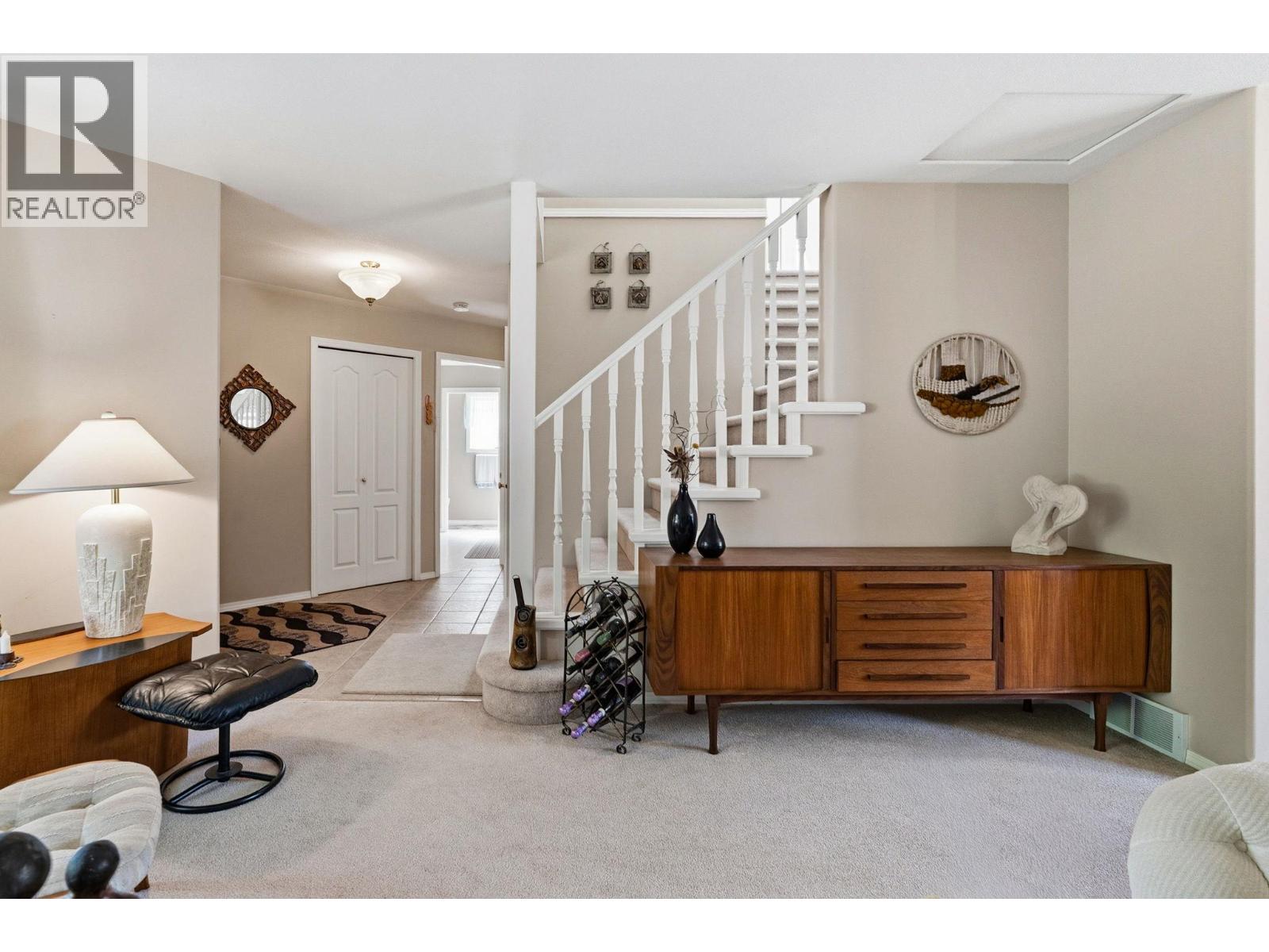 #105 - 2220 Shannon Ridge Drive Lot# 3 - 10