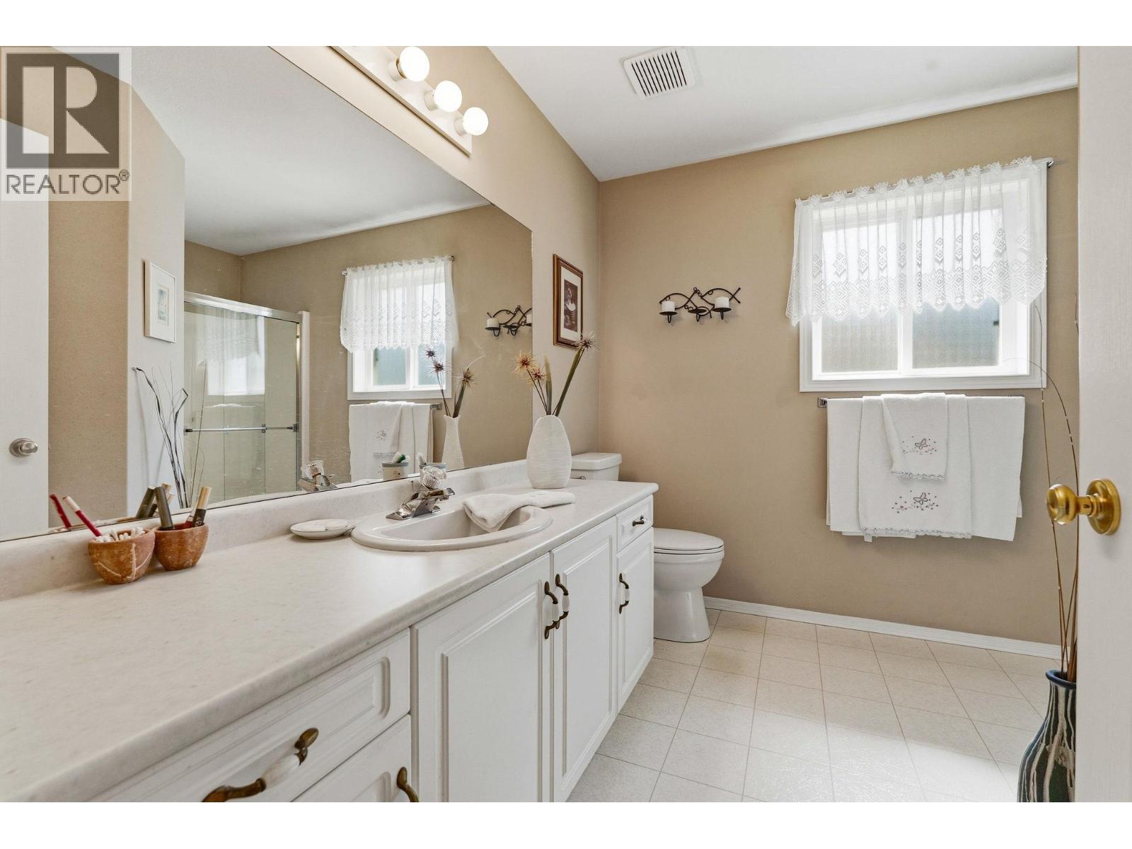 #105 - 2220 Shannon Ridge Drive Lot# 3 - 24