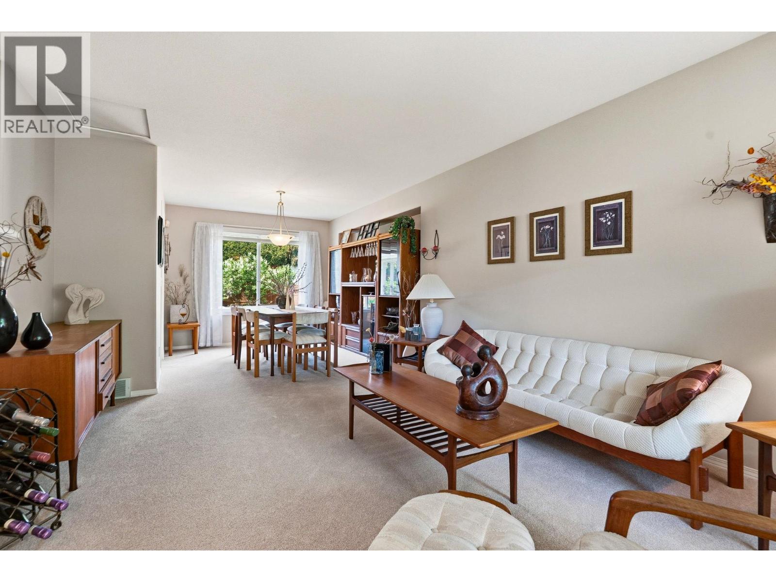 105 105-2220 Shannon Ridge Drive, West Kelowna