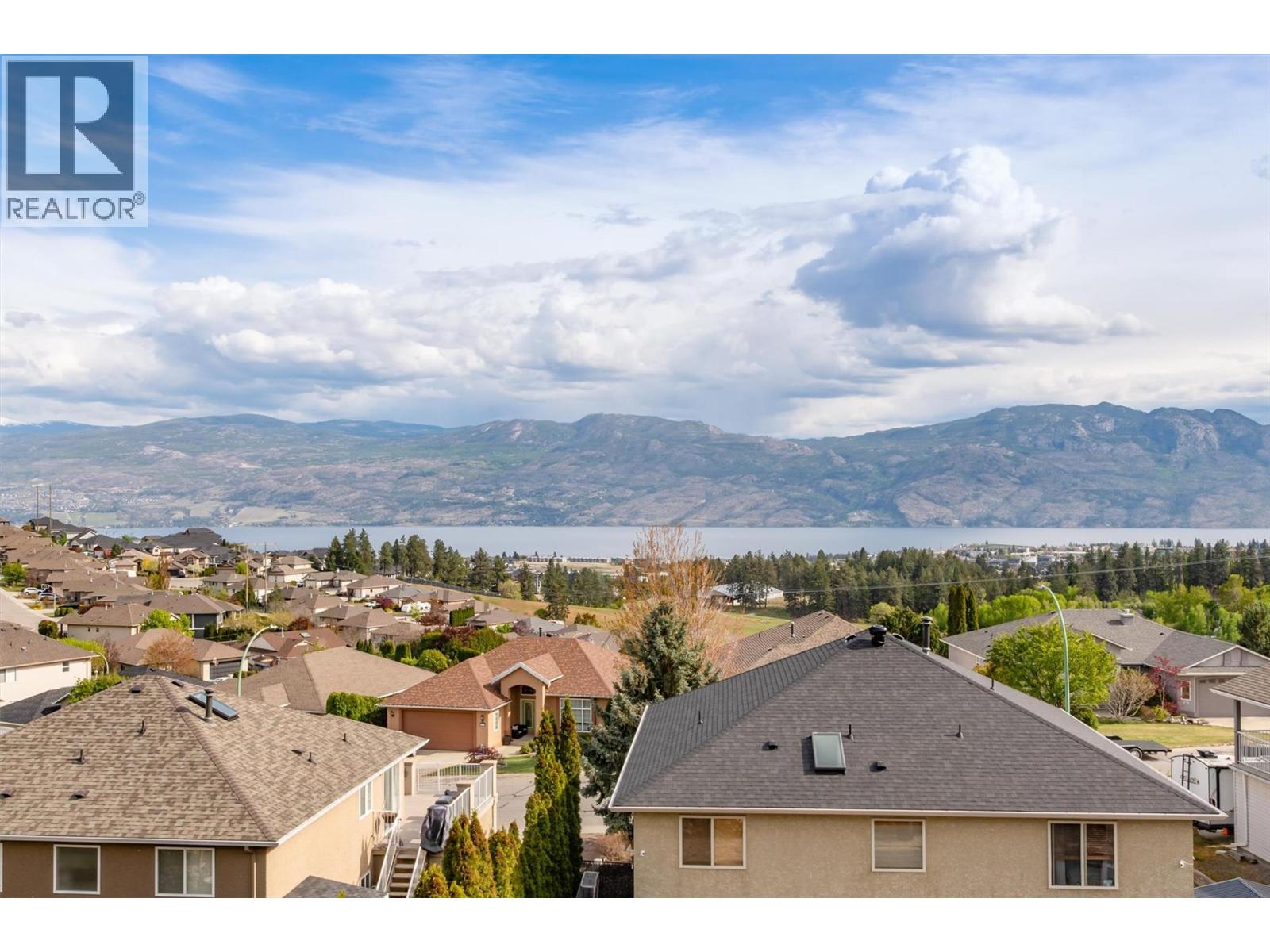  2573 Copper Ridge Drive, West Kelowna
