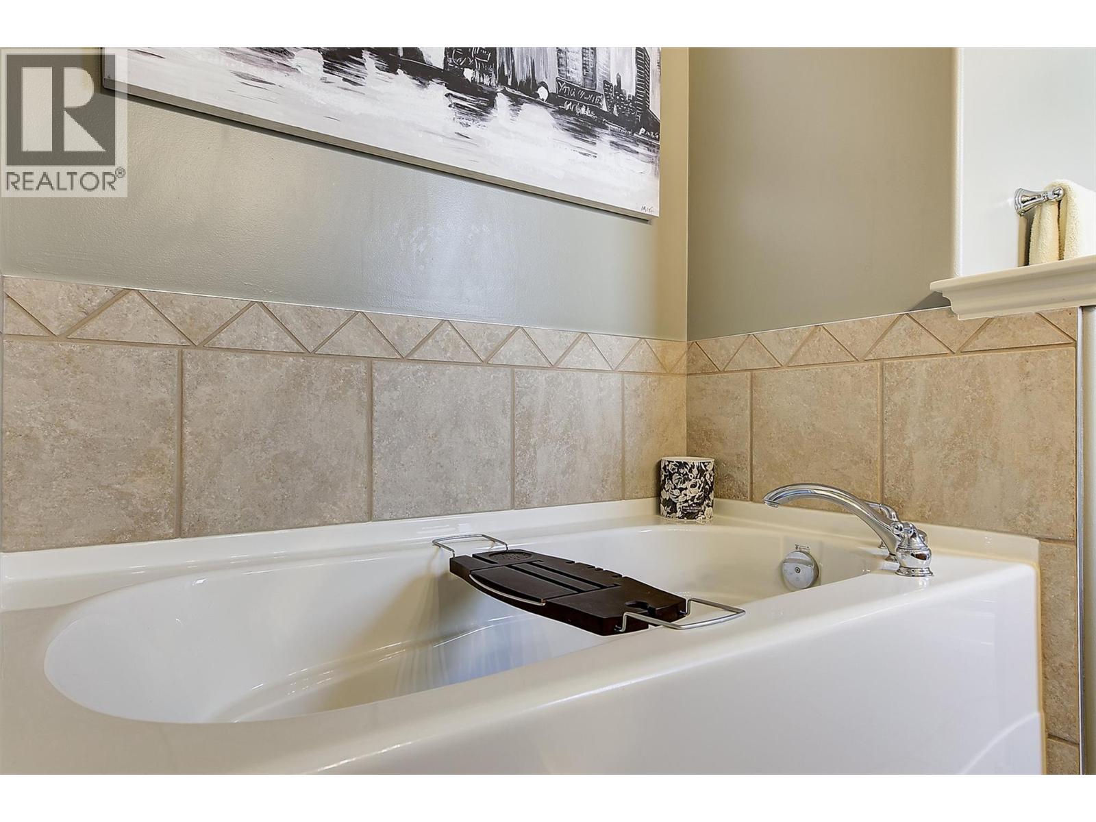  2573 Copper Ridge Drive, West Kelowna