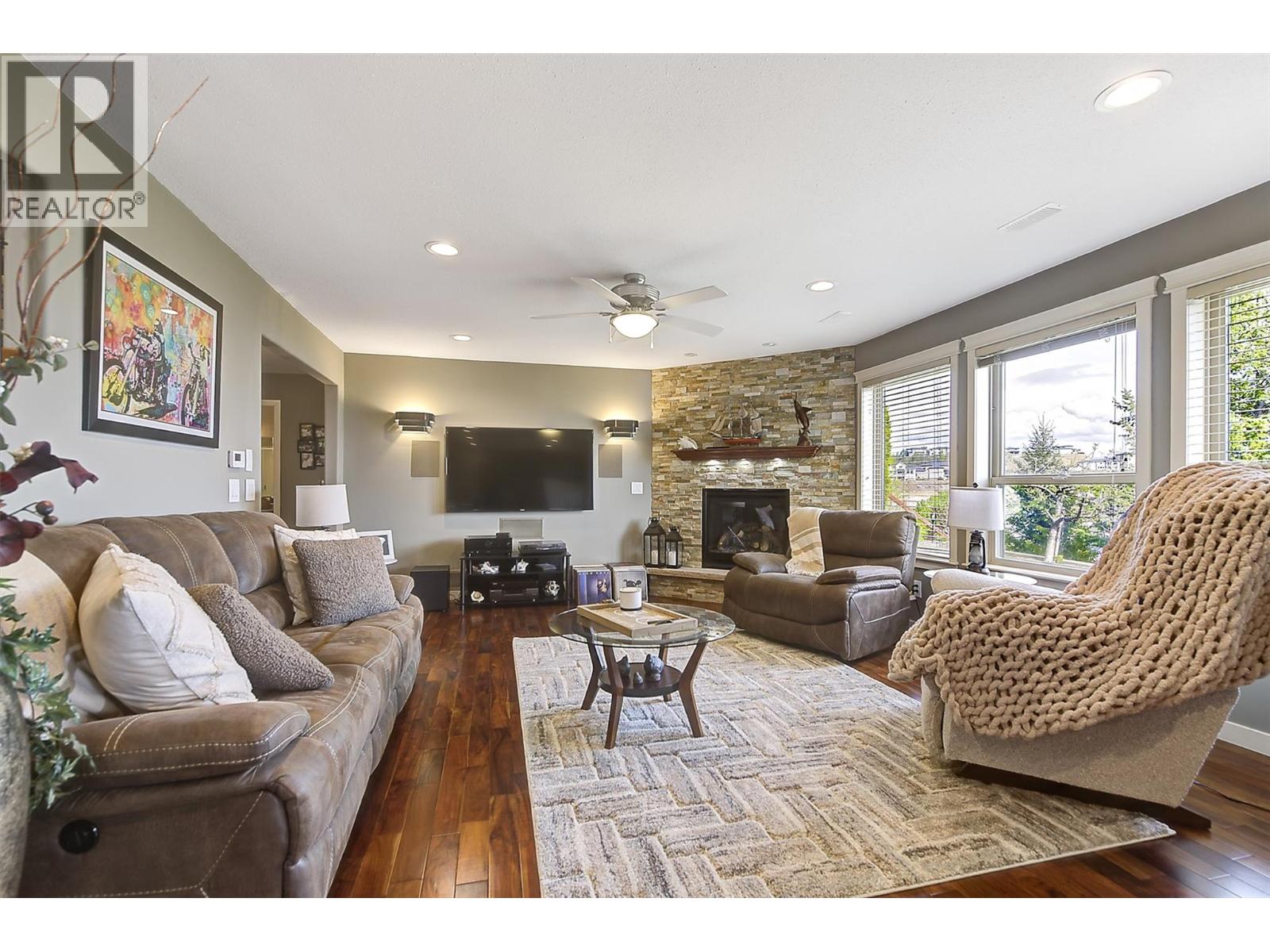  2573 Copper Ridge Drive, West Kelowna