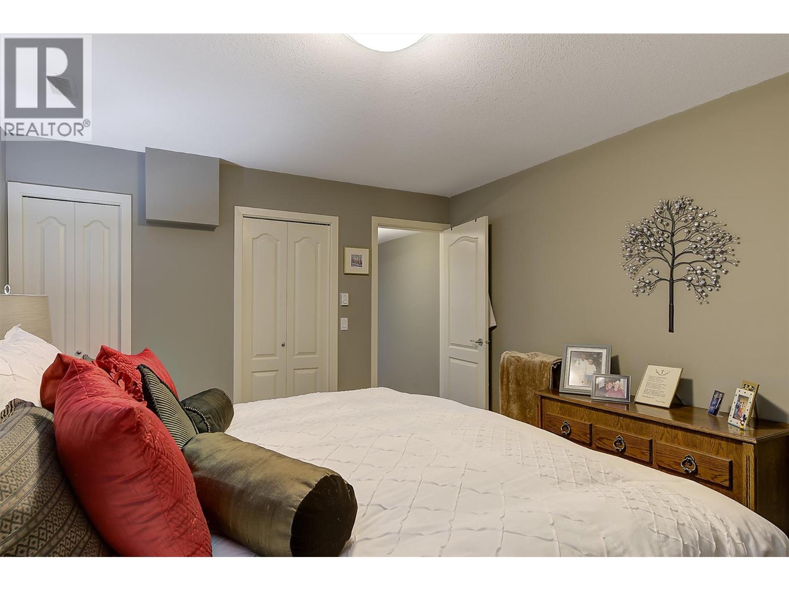  2573 Copper Ridge Drive, West Kelowna